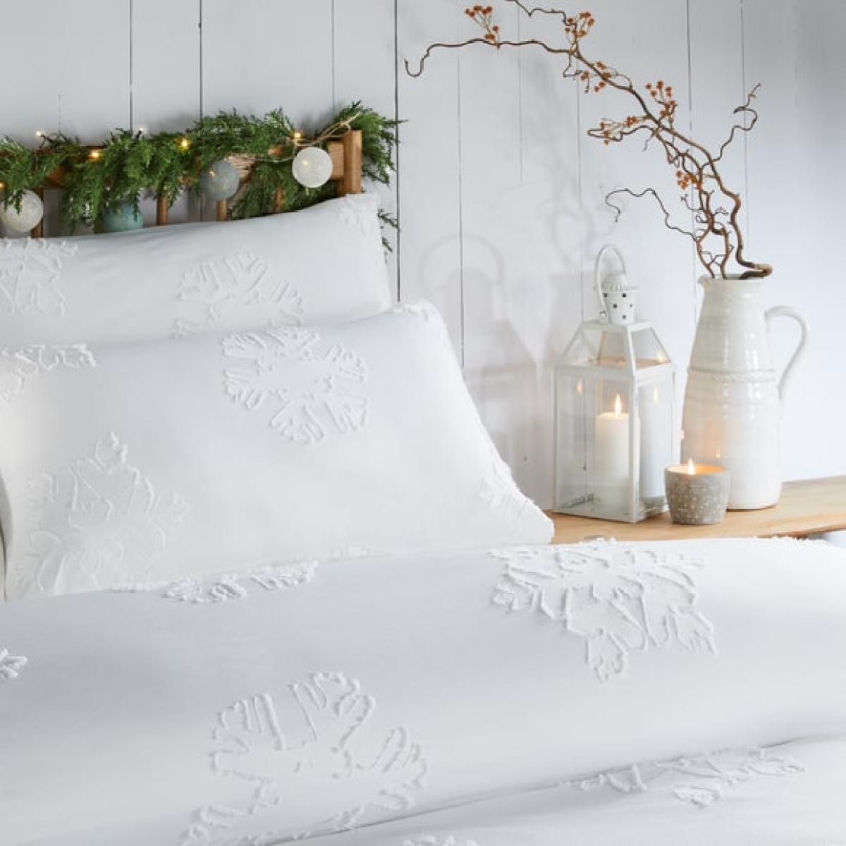 Duvet Day Snow Crystal Duvet Cover and Pillowcase Set – image 2