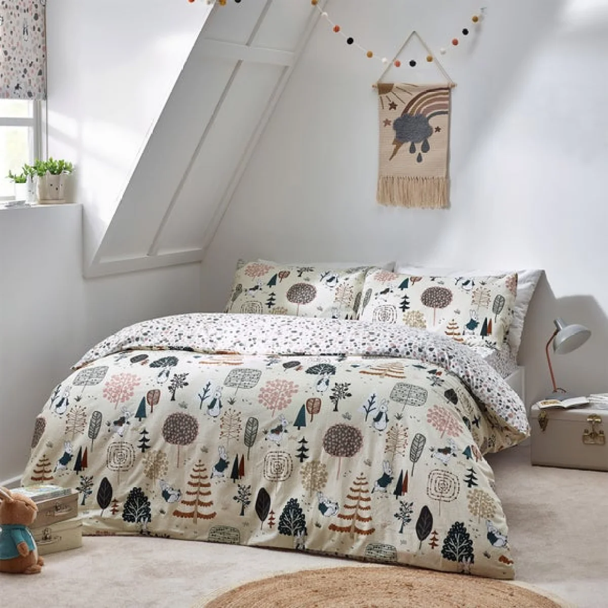Peter Rabbit™ Scandi Woods Natural Duvet Cover and Pillowcase Set White/Pink/Green – image 2
