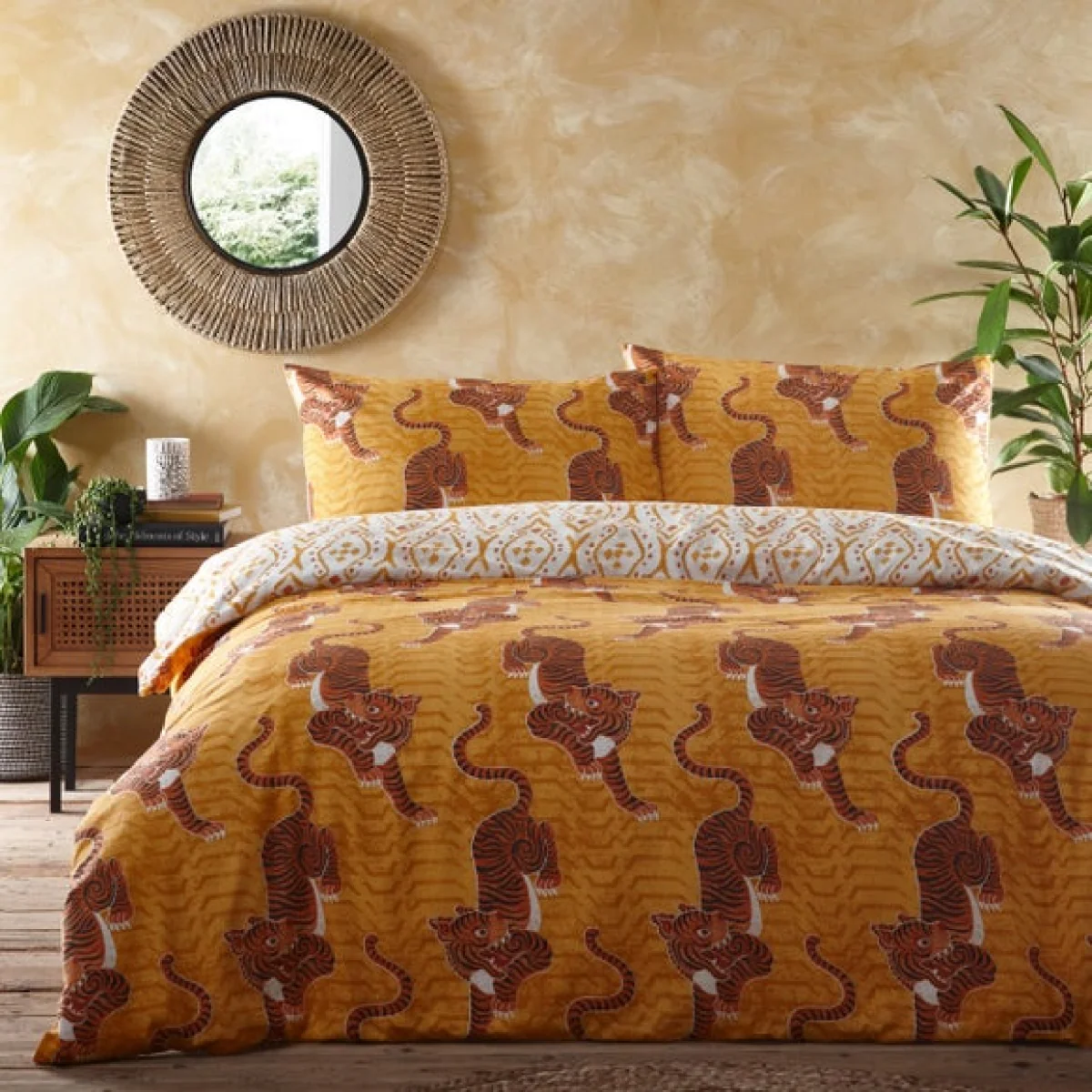Furn. Tibetan Tiger Mustard Duvet Cover and Pillowcase Set Yellow/White – image 2