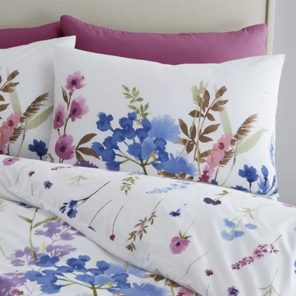 Catherine Lansfield Countryside Floral Reversible White Duvet Cover & Pillowcase Set White – image 2