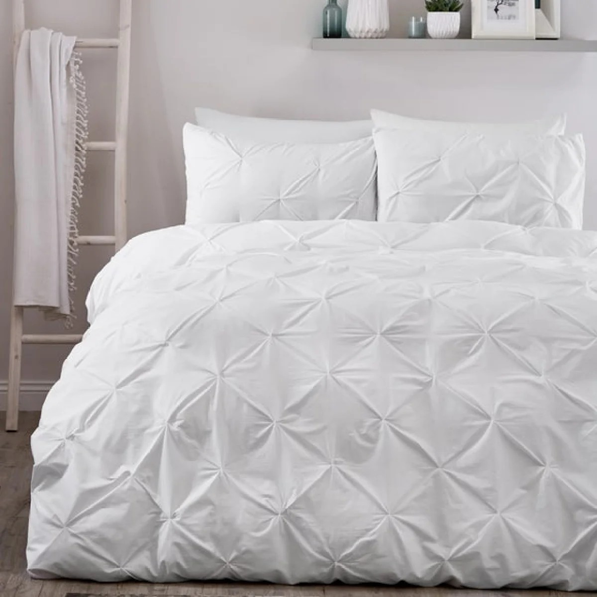 Lara Duvet Cover and Pillowcase Set White White – image 1
