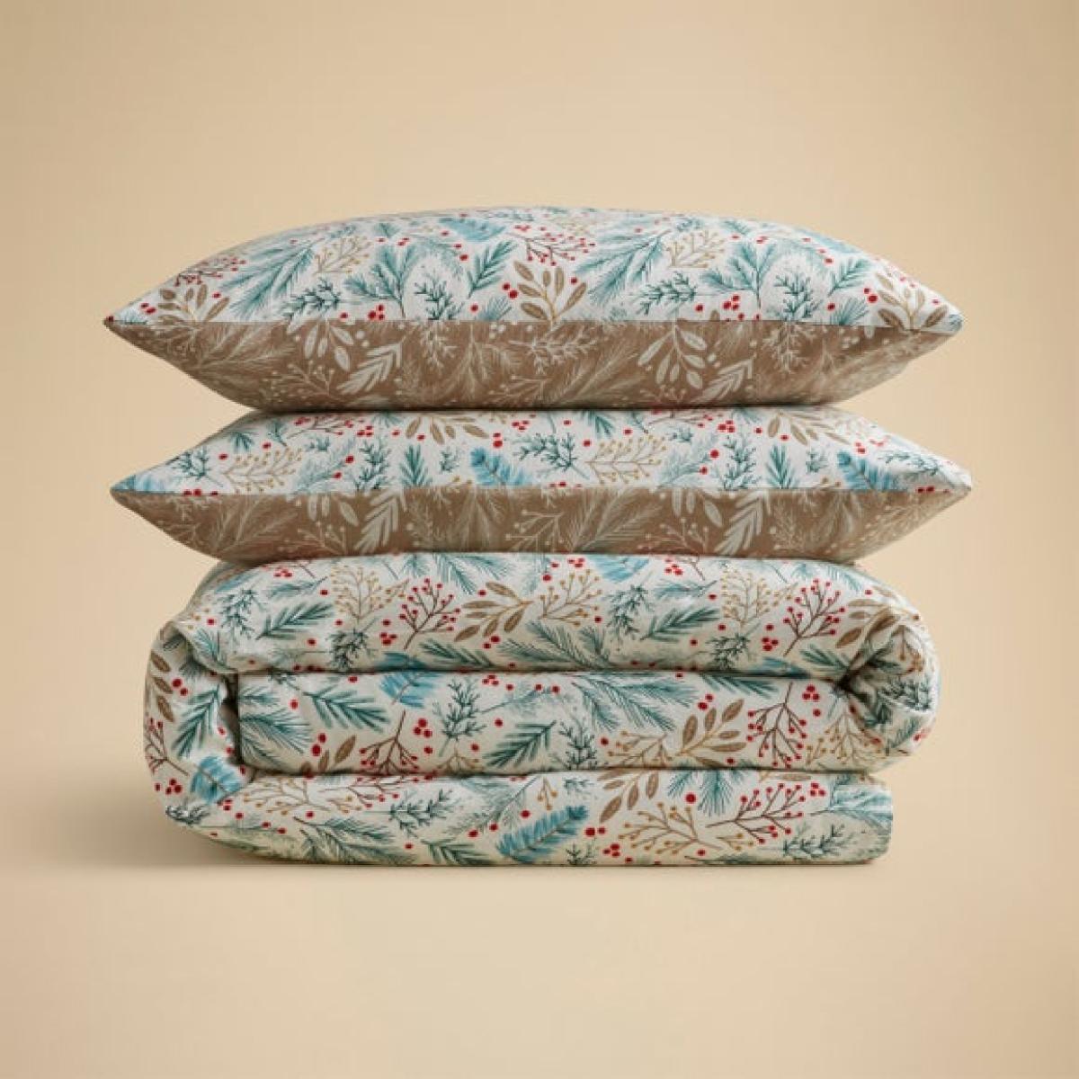 Winter Berries Brushed Cotton Duvet Cover & Pillowcase Set – image 4