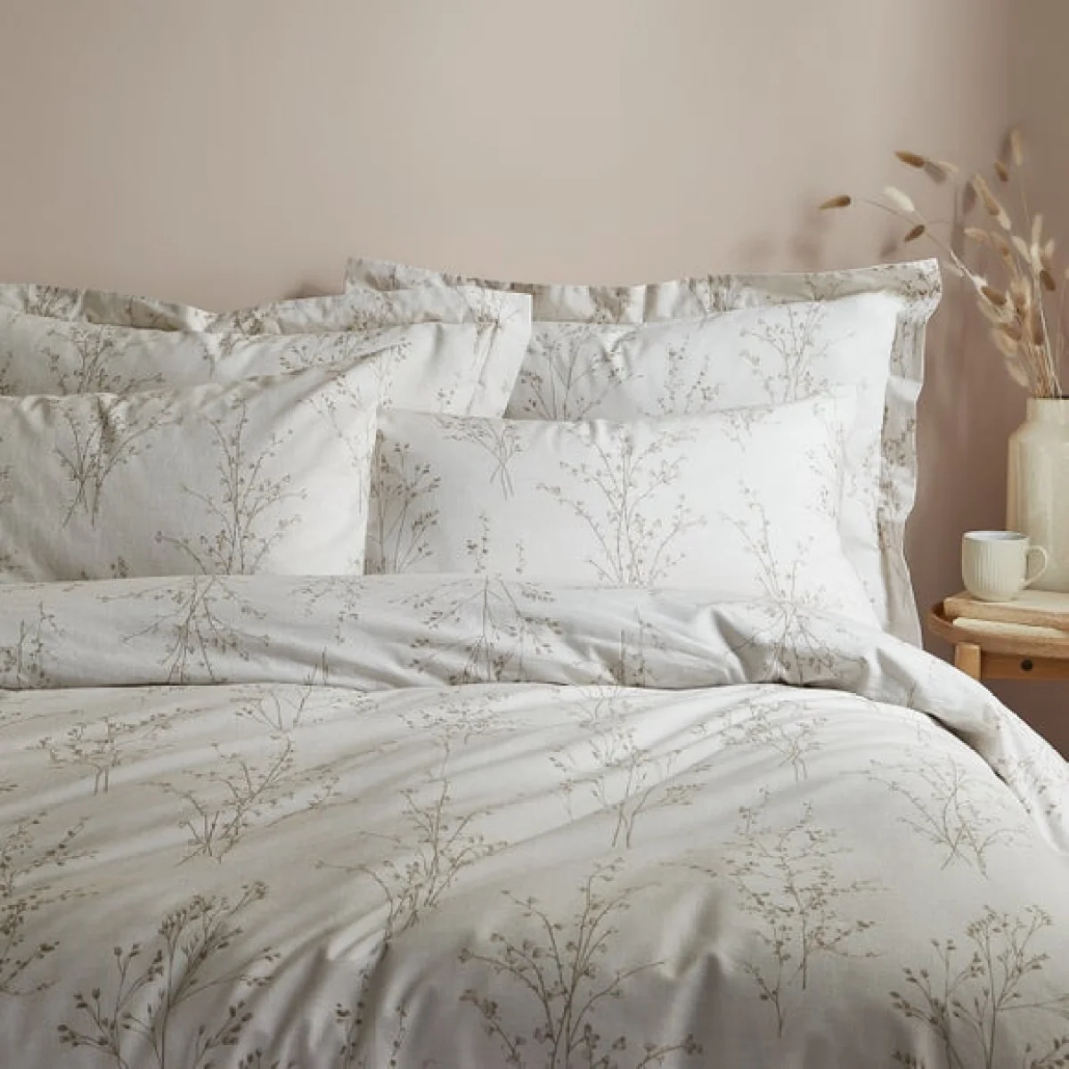 Edited Life Chiltern Sketch Floral Duvet Cover Set Natural – image 3