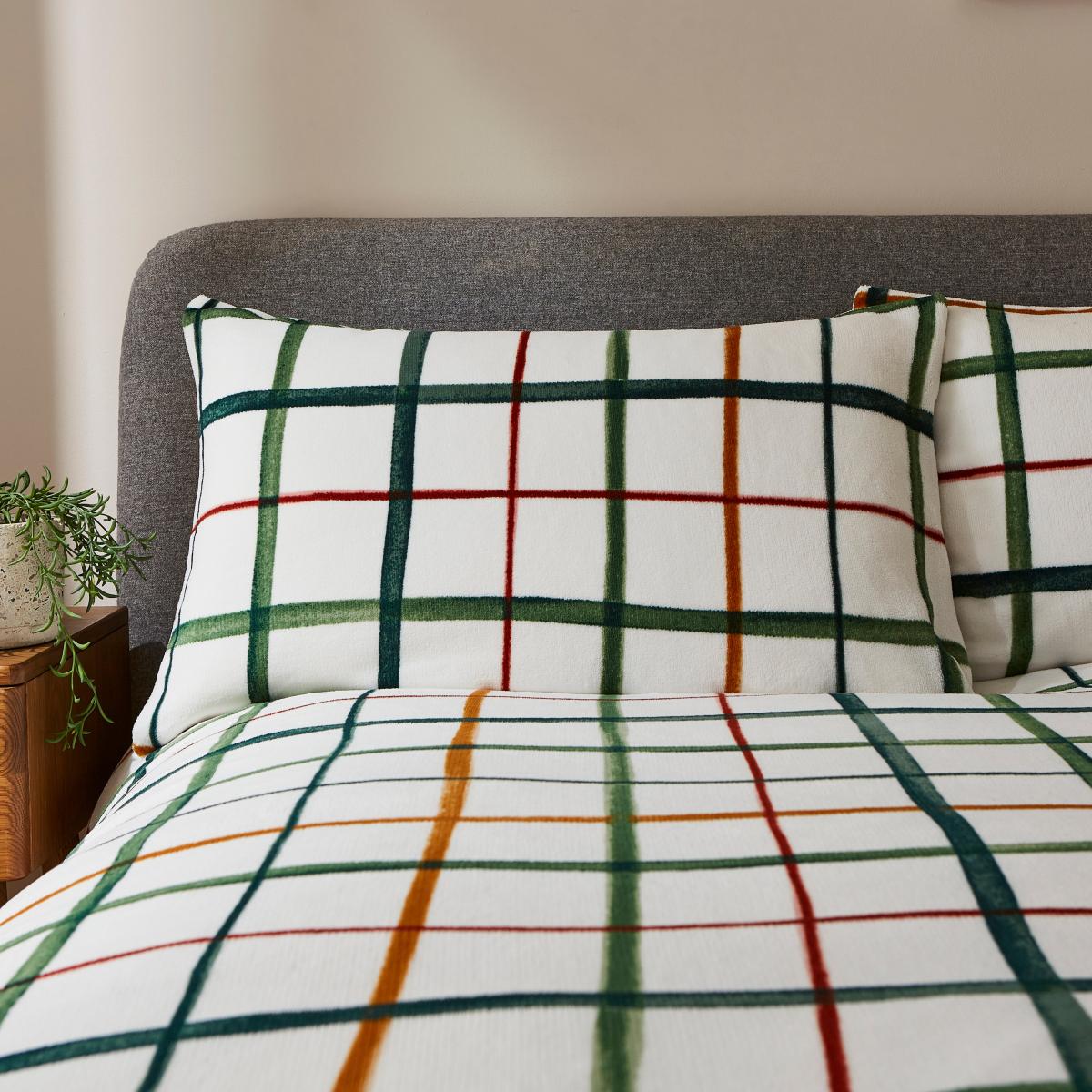 Woodland Check Fleece Duvet Cover and Pillowcase Set Natural – image 2