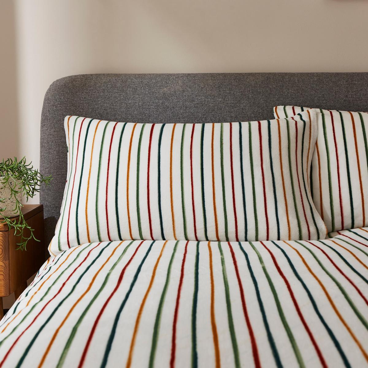 Woodland Check Fleece Duvet Cover and Pillowcase Set Natural – image 4