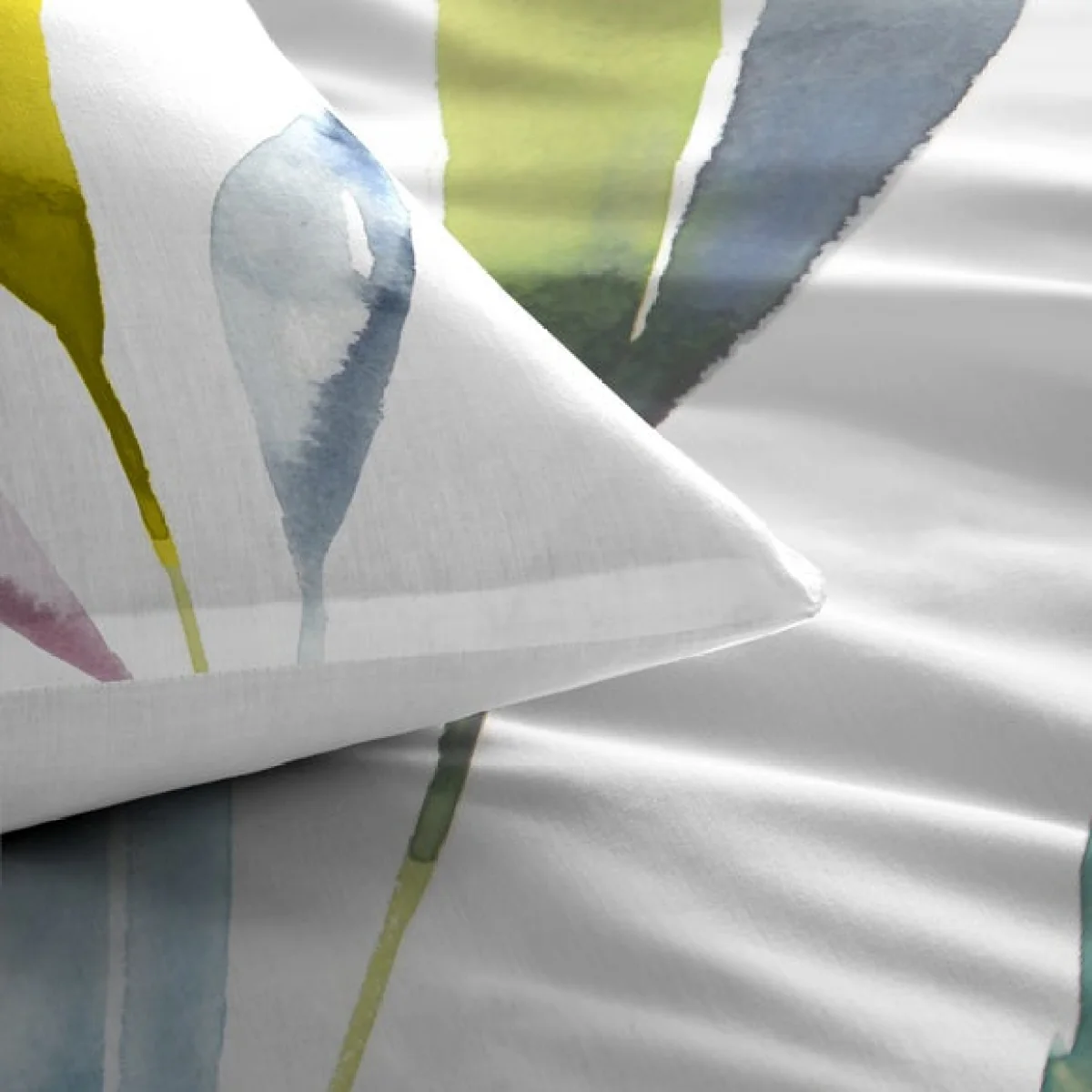 Pollensa Floral Duvet Cover and Pillowcase Set MultiColoured – image 3