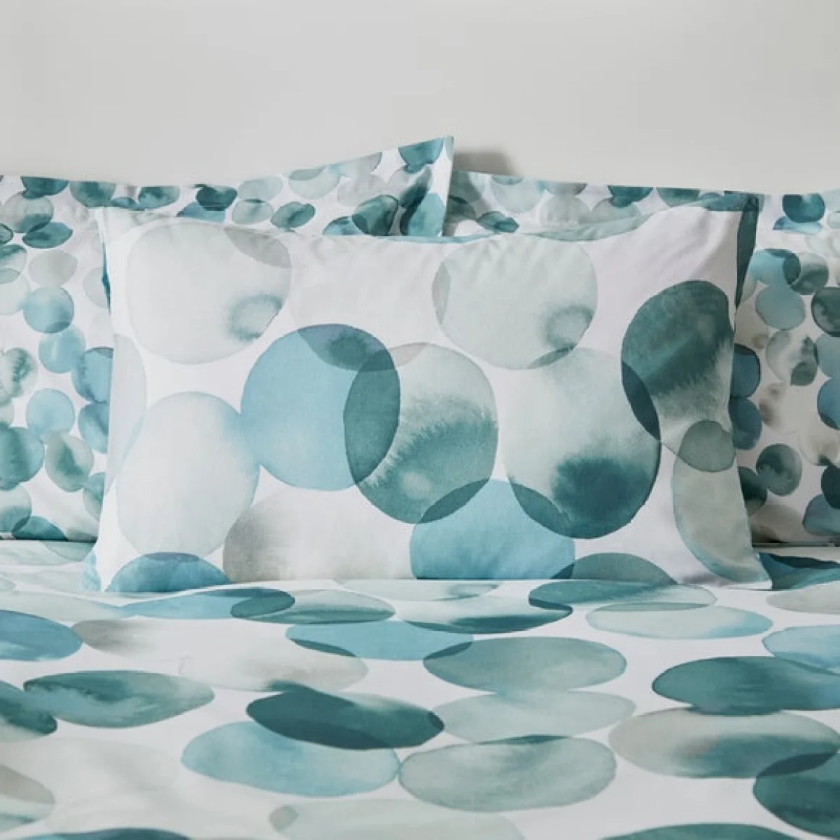 Watercolour Circles Teal Duvet Cover and Pillowcase Set Green/White – image 3