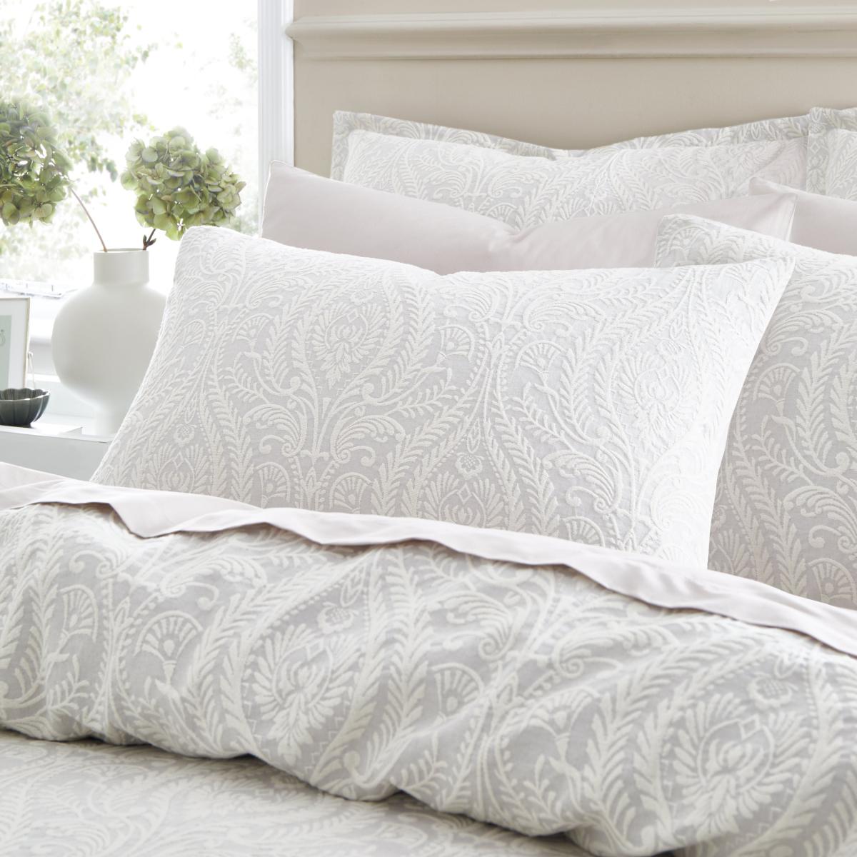 Peyton Jacquard White Duvet Cover and Pillowcase Set White – image 2