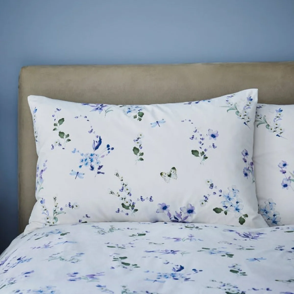 Nola Floral Blue Duvet Cover and Pillowcase Set Blue – image 4