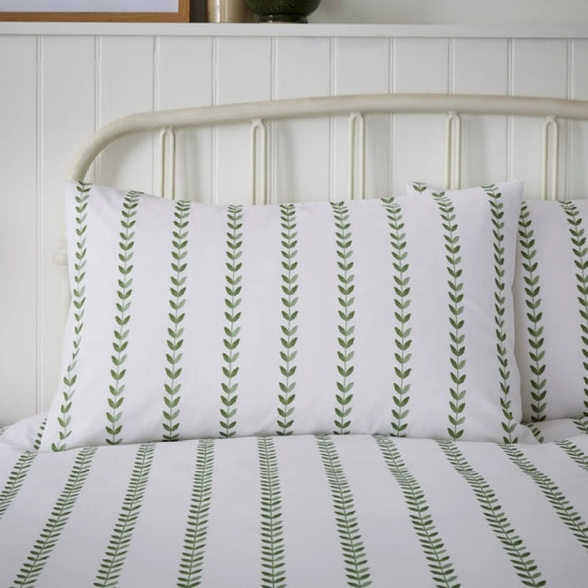 Trailing Leaf Stripe 100% Cotton Duvet Cover & Pillowcase Set – image 3