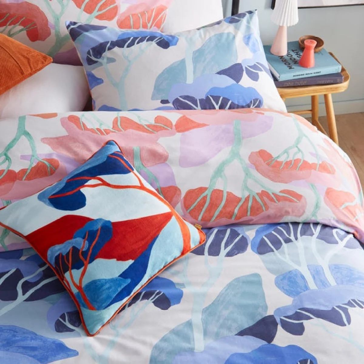 furn. D'Azure Duvet Cover and Pillowcase Set MultiColoured – image 2