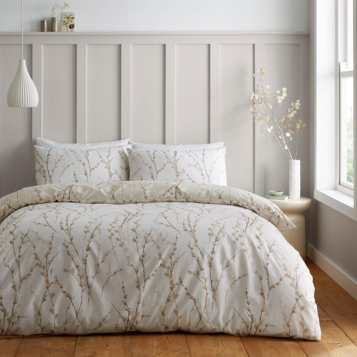 Belle Floral Duvet Cover and Pillowcase Set – image 3