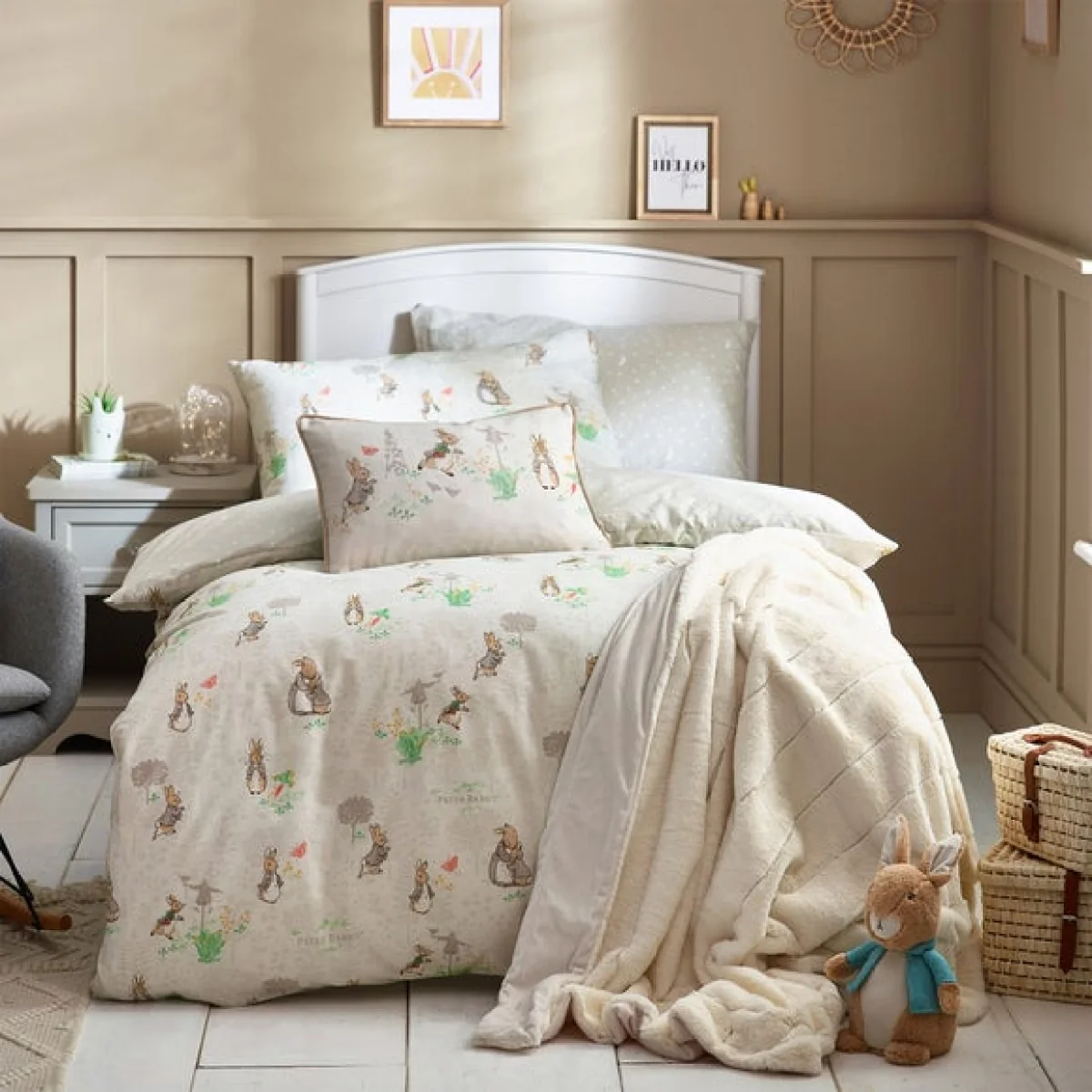 Peter Rabbit™ Classic Duvet Cover and Pillowcase Set Natural – image 2