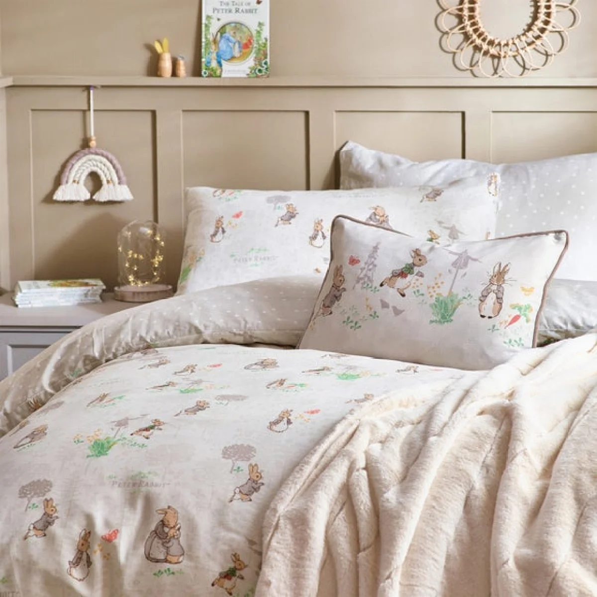 Peter Rabbit™ Classic Duvet Cover and Pillowcase Set Natural – image 3