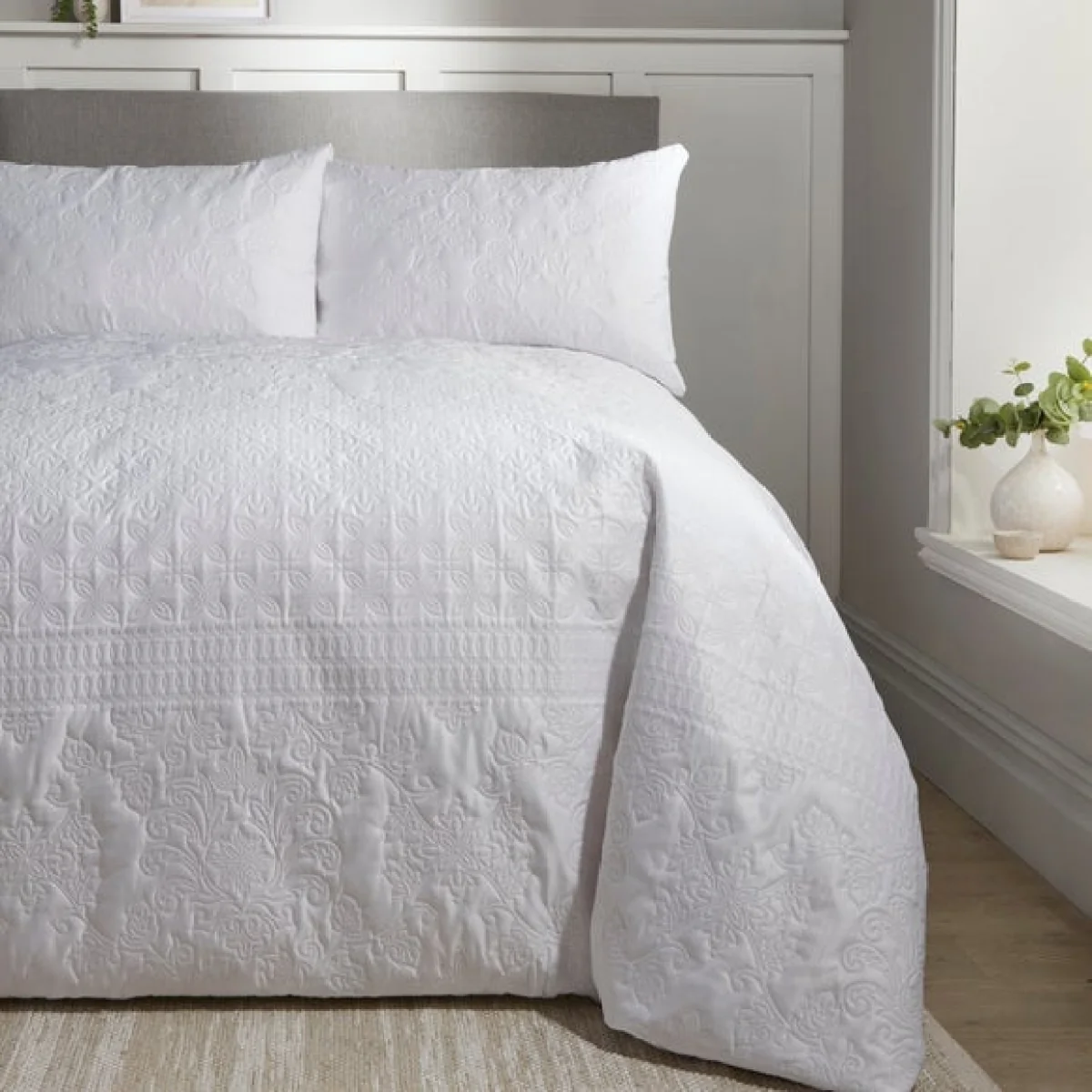 Serene Avery Stripe Natural Duvet Cover and Pillowcase Set Natural – image 2