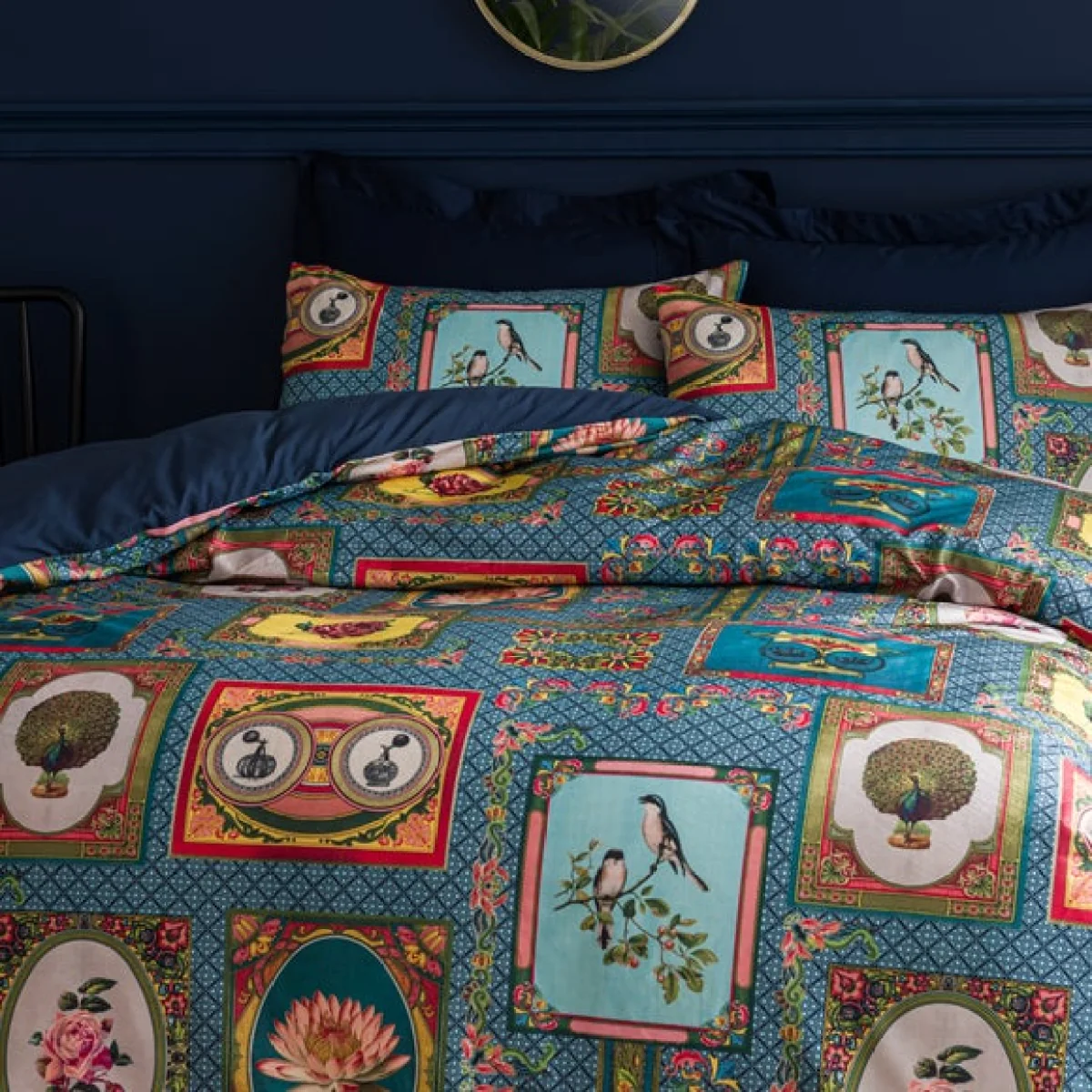 Merchants Bazaar Duvet Cover & Pillowcase Set Navy (Blue) – image 3