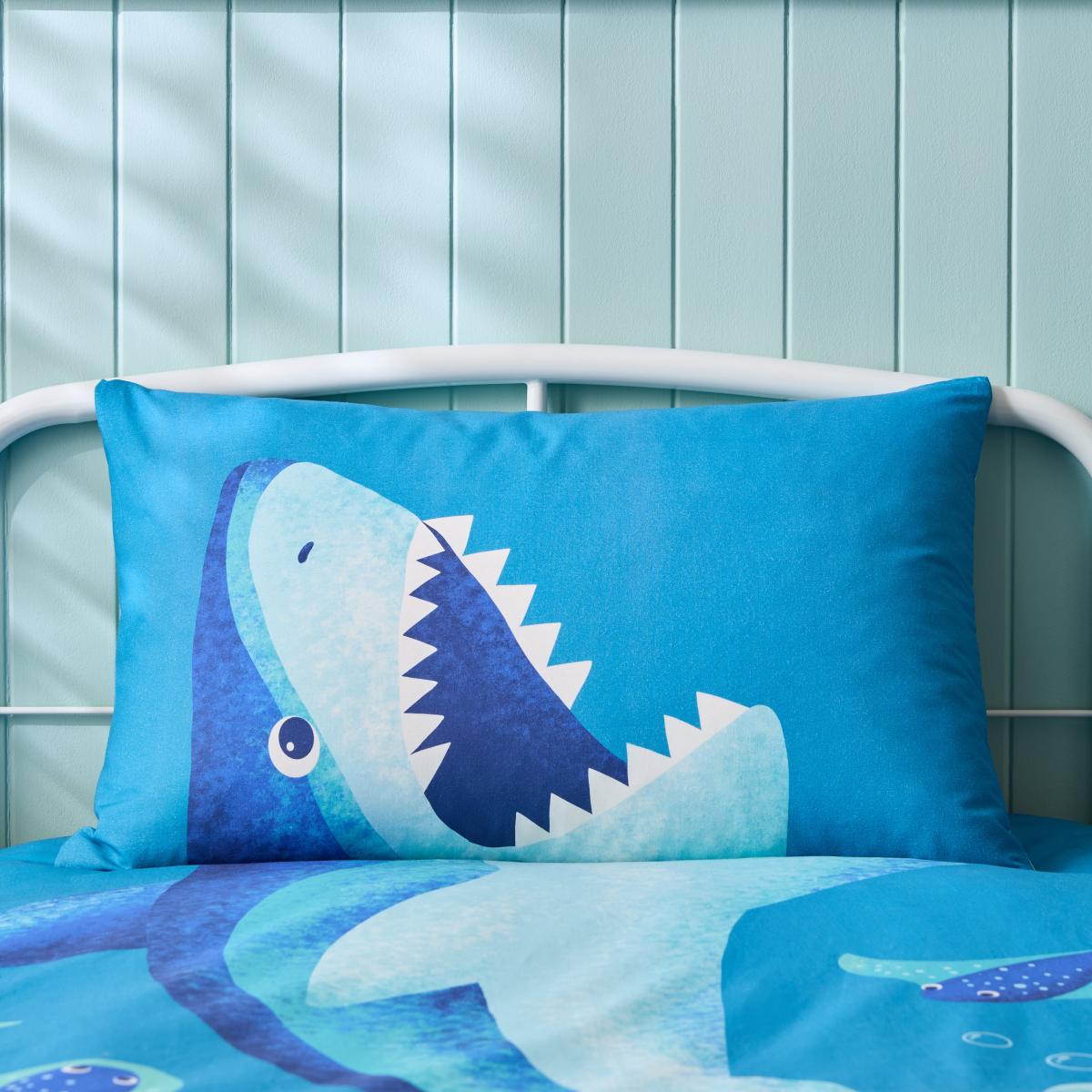 Snappy Shark Reversible Duvet Cover and Pillowcase Set – image 2