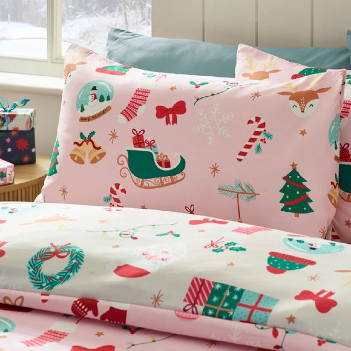 Catherine Lansfield Christmas Happy Holidays Duvet Cover & Pillowcase Set – image 4