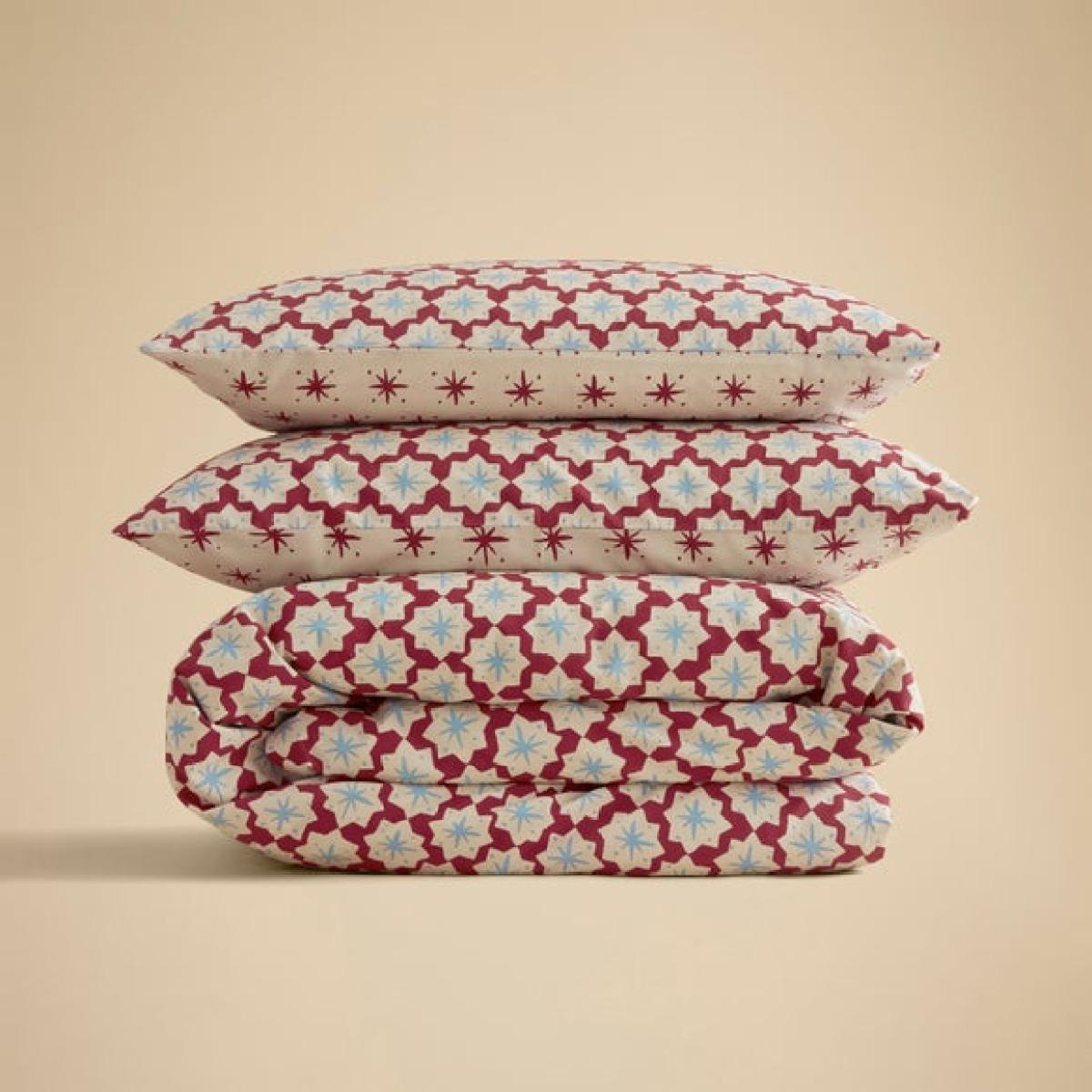 Crafted Christmas Star Quilt Cover and Pillowcase Set – image 4