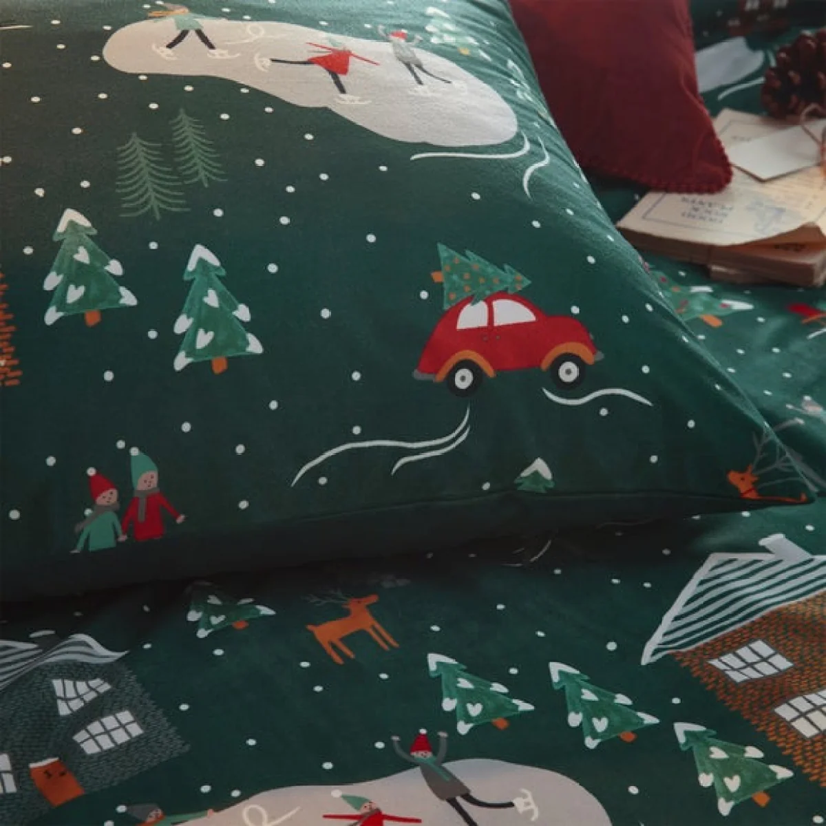 Furn. Winter Pines Pine Green Duvet Cover and Pillowcase Set Alpine (Green) – image 3