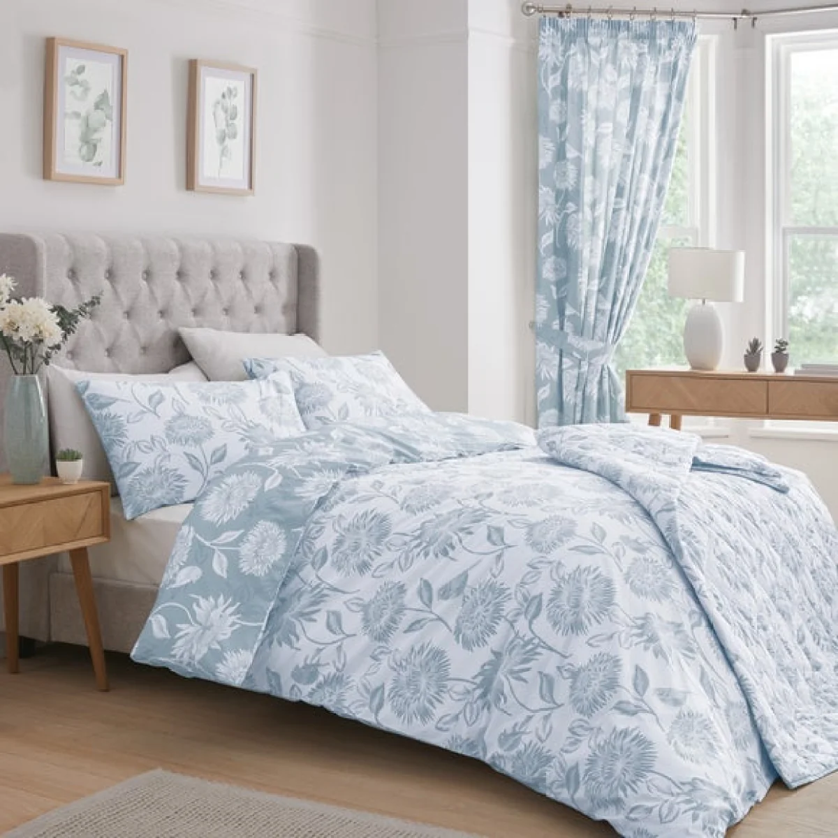 Dreams and Drapes Chrysanthemum Reversible Duvet Cover and Pillowcase Set Blue – image 3