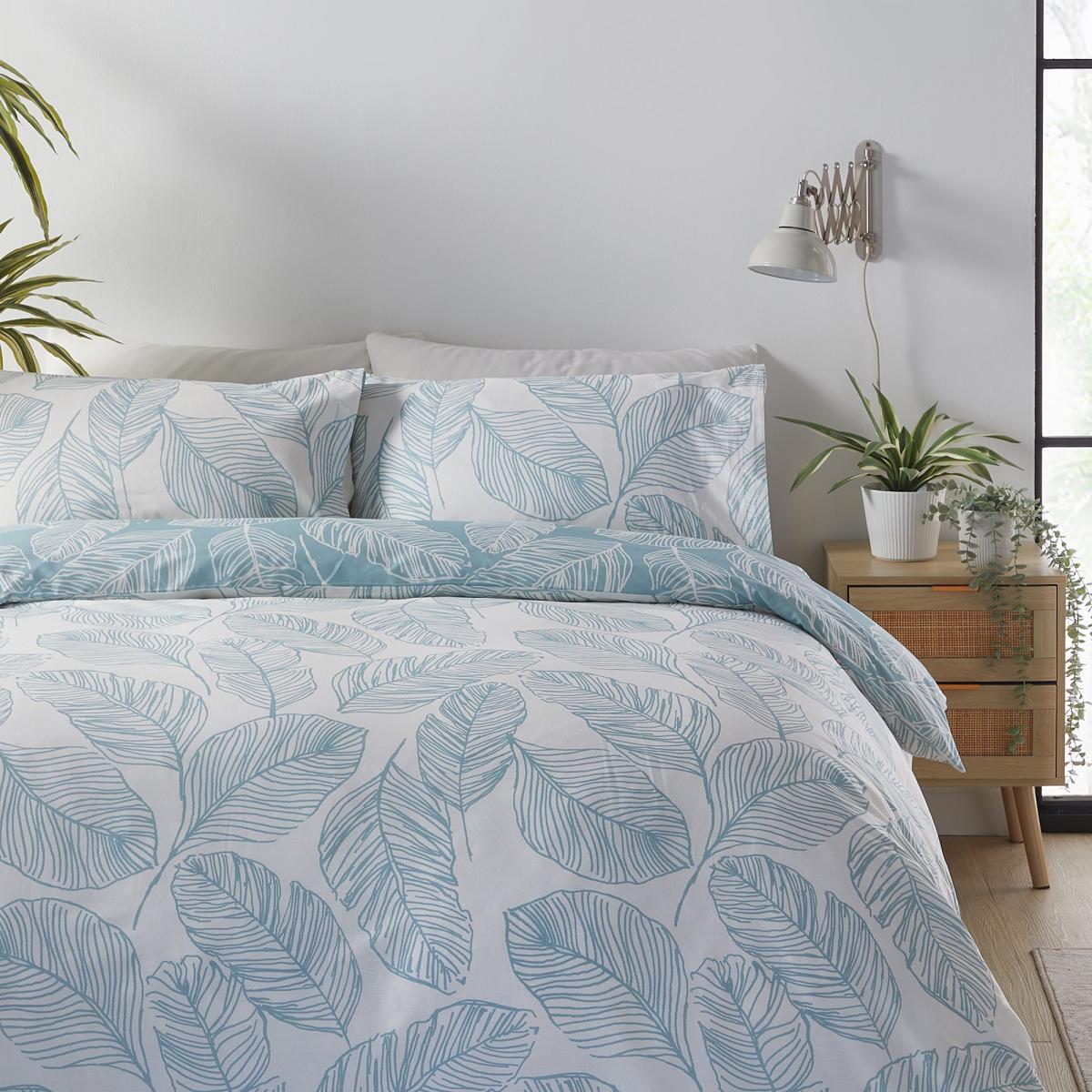 Fusion Matteo Reversible Duvet Cover and Pillowcase Set Duck Egg (Blue) – image 3