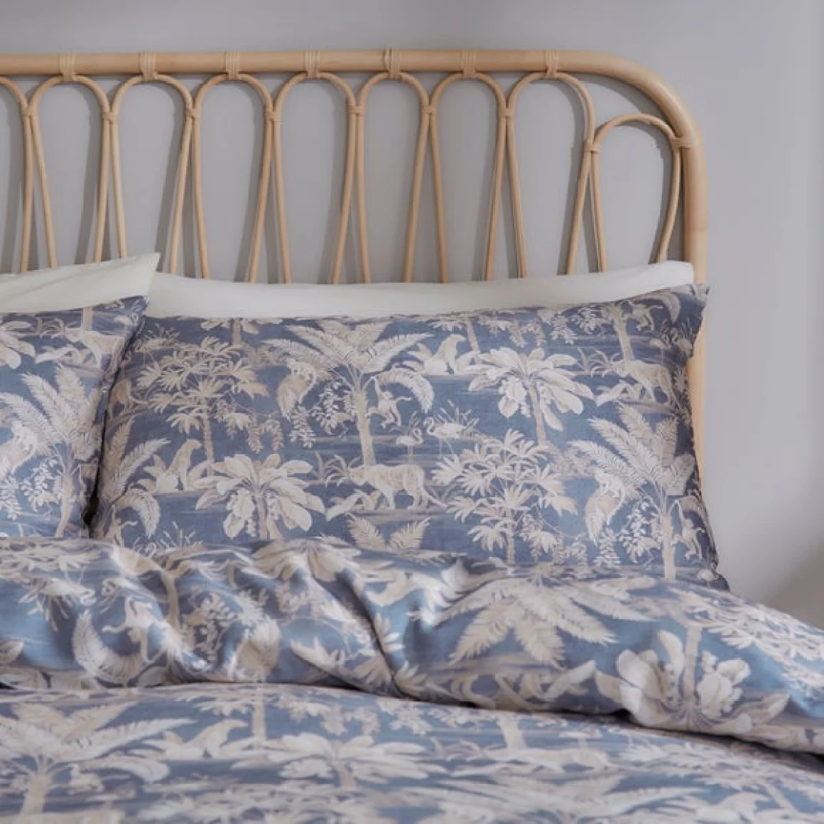 Luxe Jungle Duvet Cover Set Blue – image 5