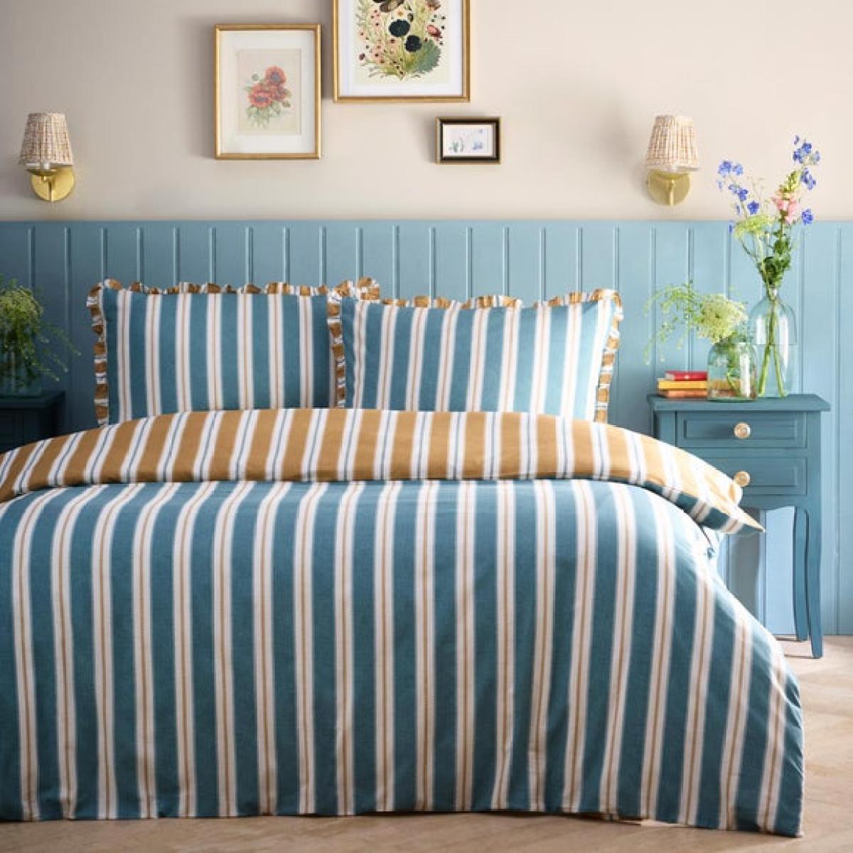 Appletree Eloise Stripe 100% Cotton Duvet Cover & Pillowcase Set – image 1