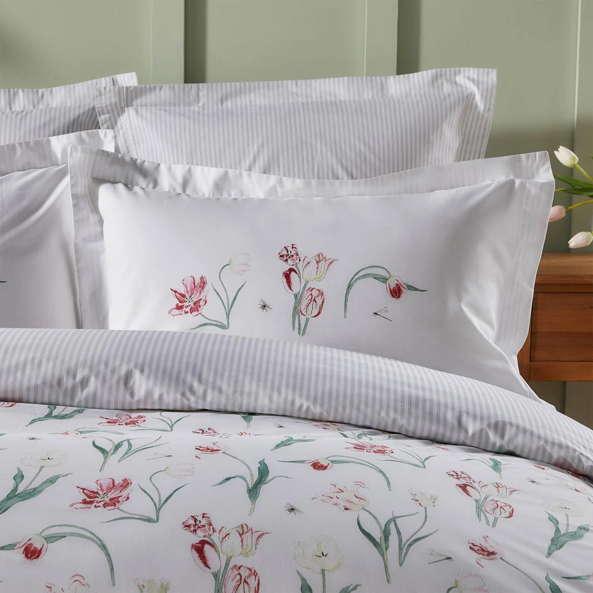 Tulip Bed Linen Set by Sophie Allport (King Set)