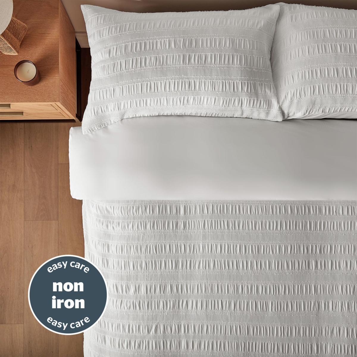 Silentnight Seersucker Frill White Bedding Set - King size – image 4