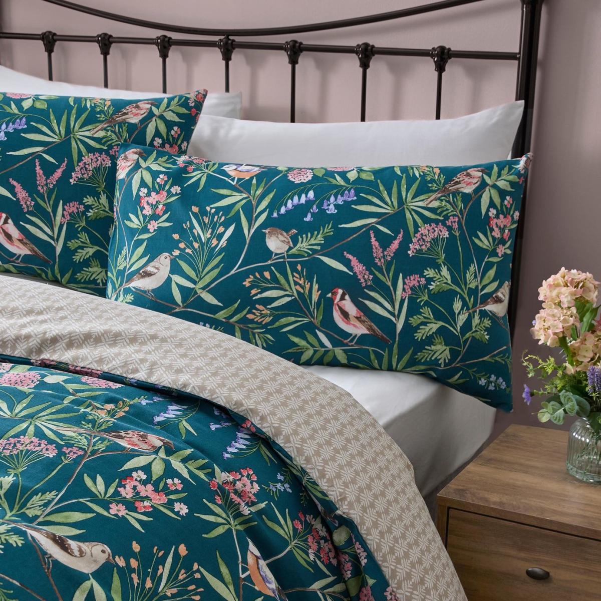 Dreams & Drapes Design Caraway Green Bedding Set- King size – image 2