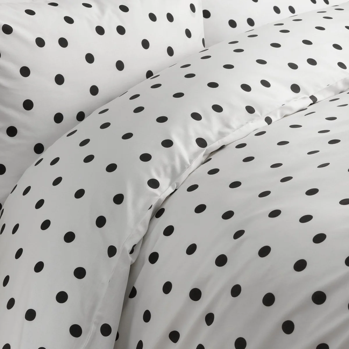 Habitat White & Black Spots Bedding Set - Superking – image 6