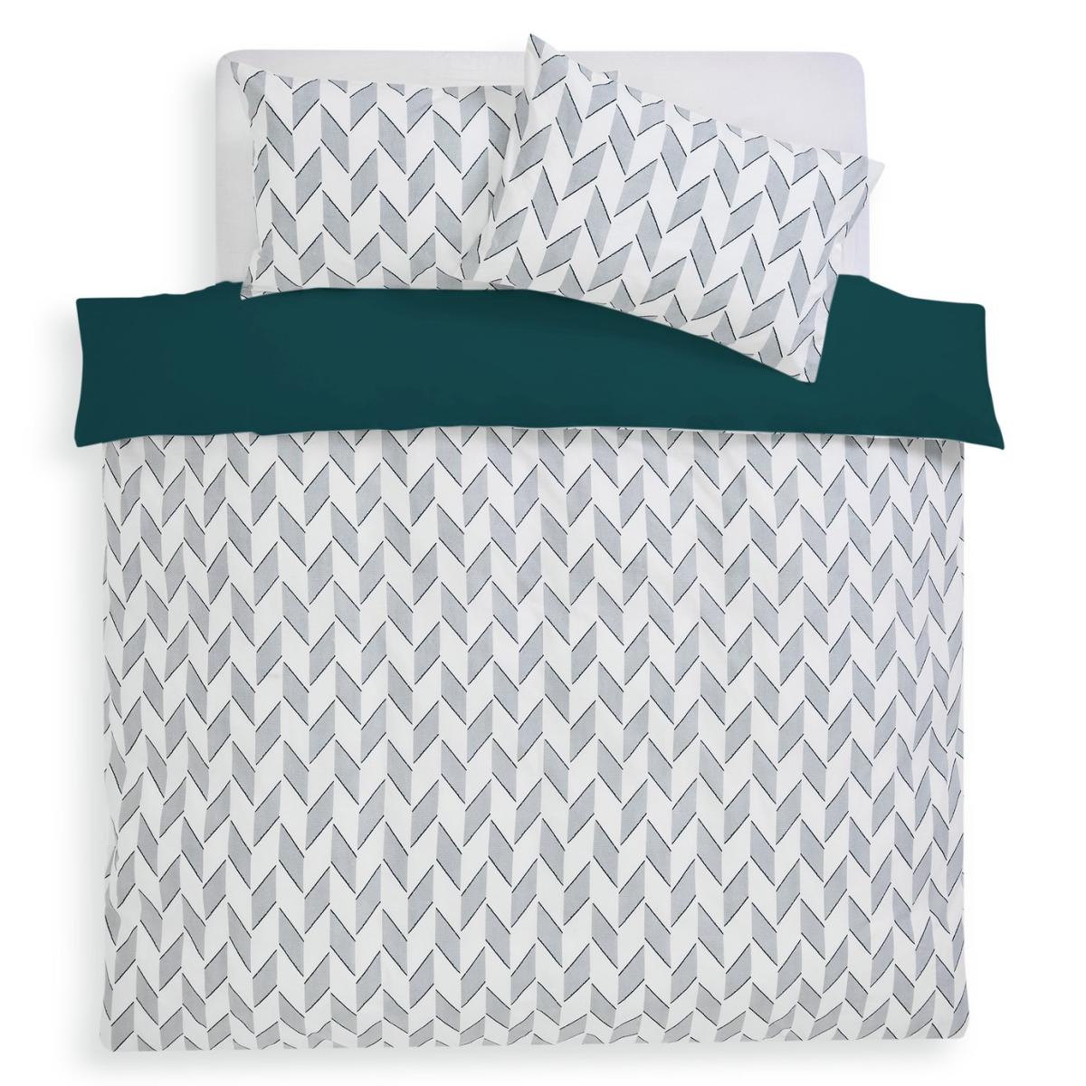 Habitat Chevron Print Navy Bedding Set - Superking – image 3
