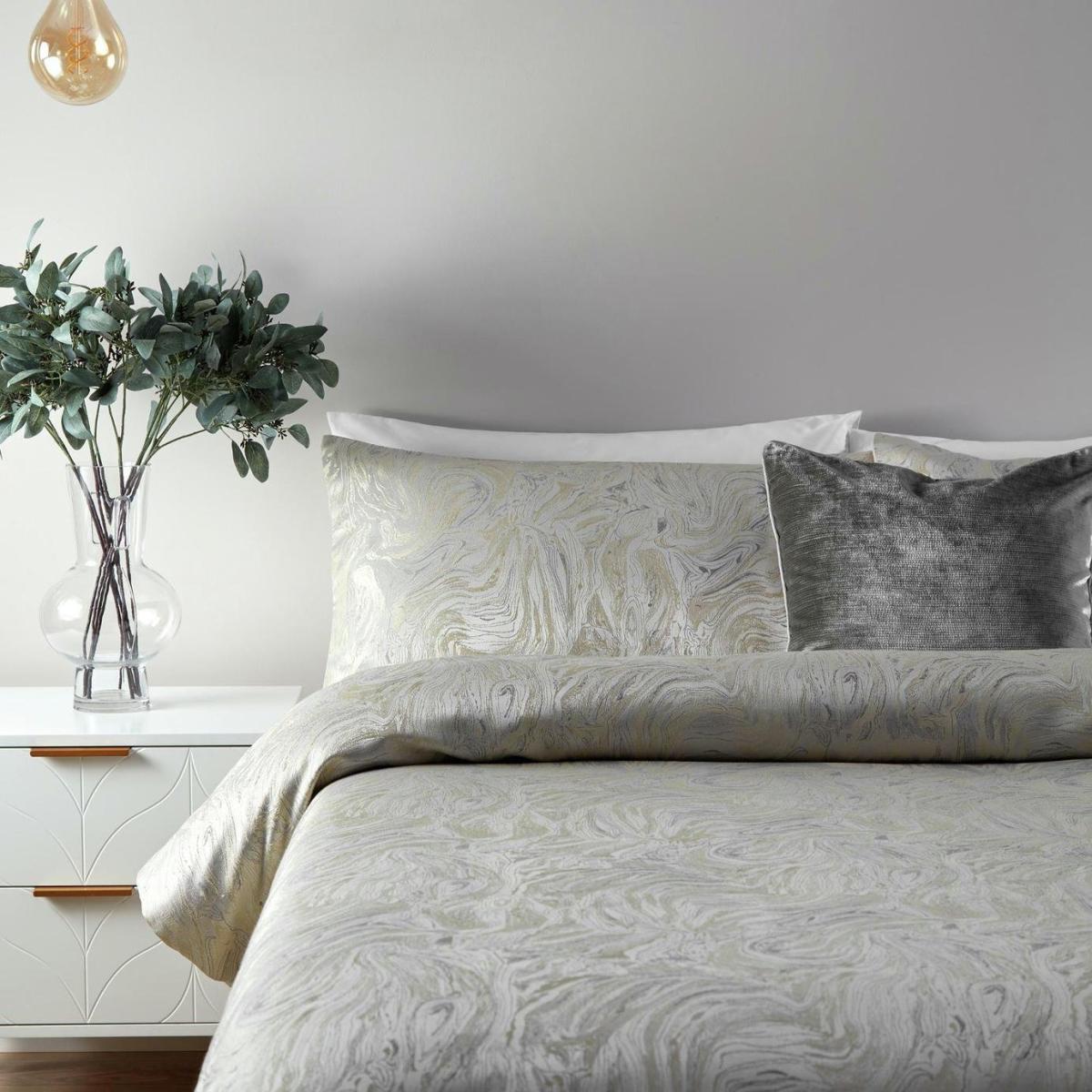 Paoletti Swirling Marble Beige Bedding Set - Double – image 3
