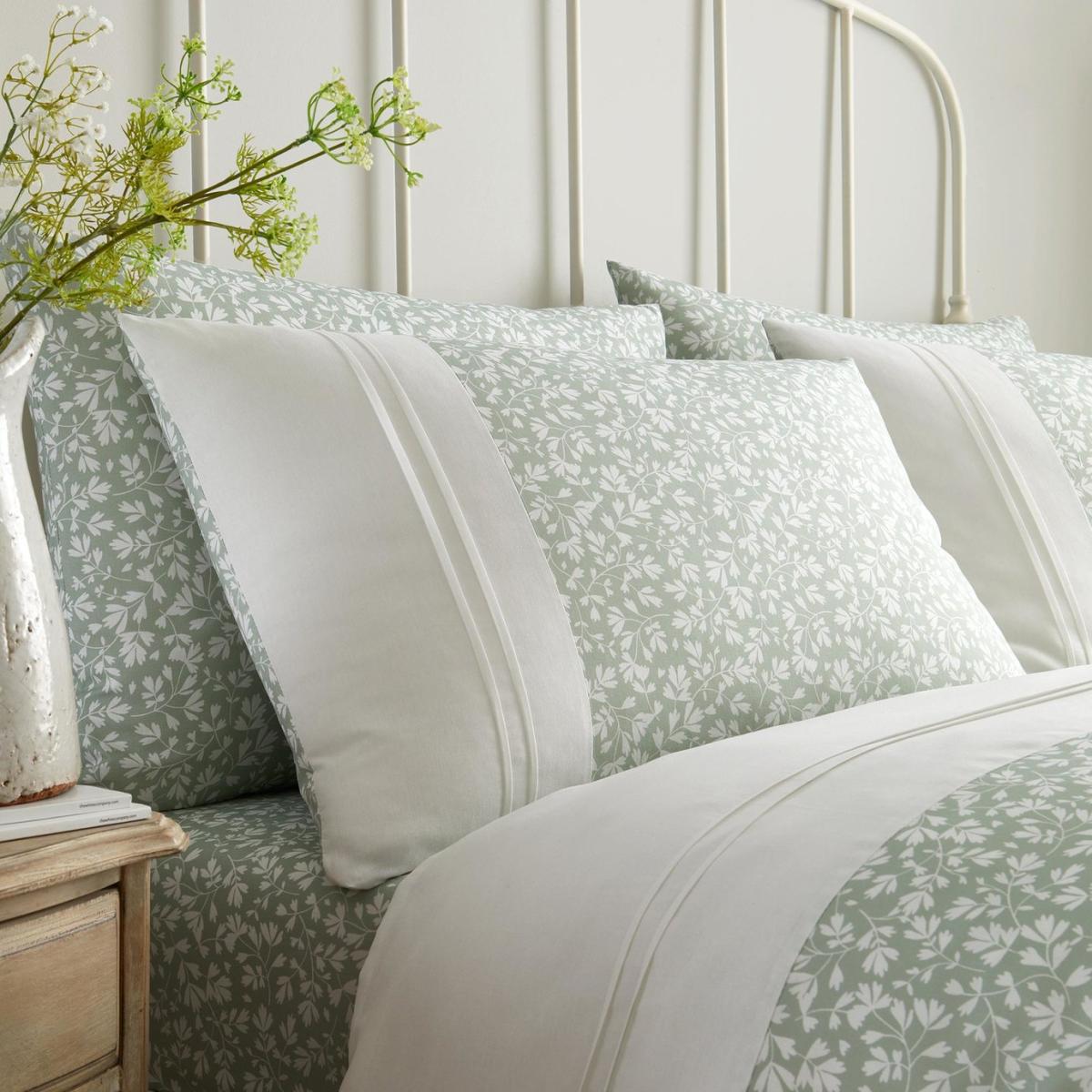 Dreams & Drapes Decorative Tess Green Bedding Set- King size – image 2