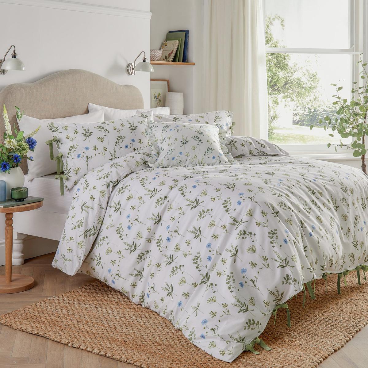 Wylder Meadow Cornflower Bedding Set - Single – image 1