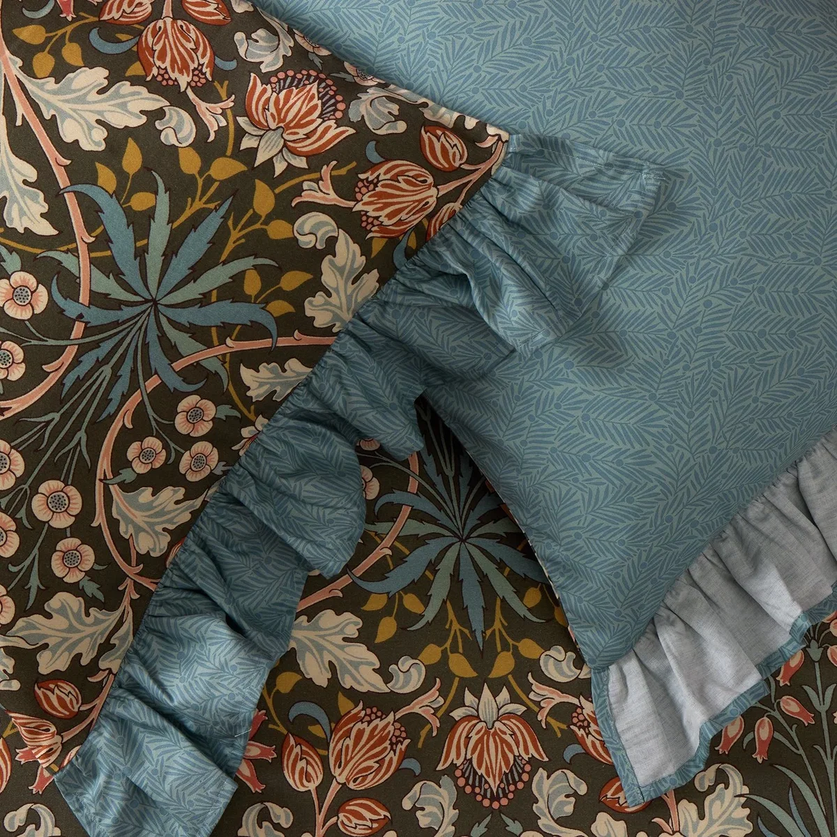 Habitat x Morris & Co. Hyacinth Cotton Reversible Bedding Set - Double – image 2
