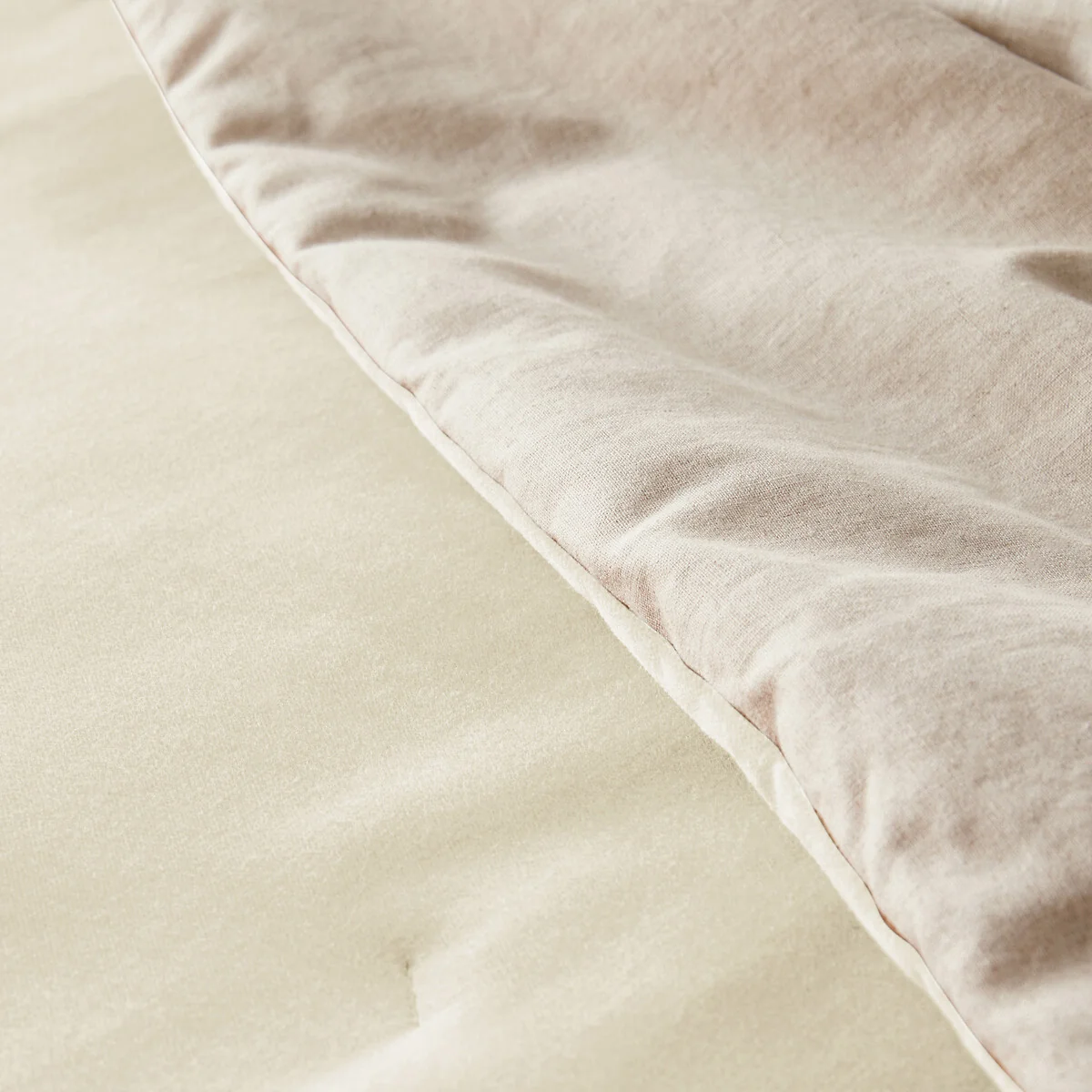 Velvet Cotton Velvet & Linen Quilt – image 2