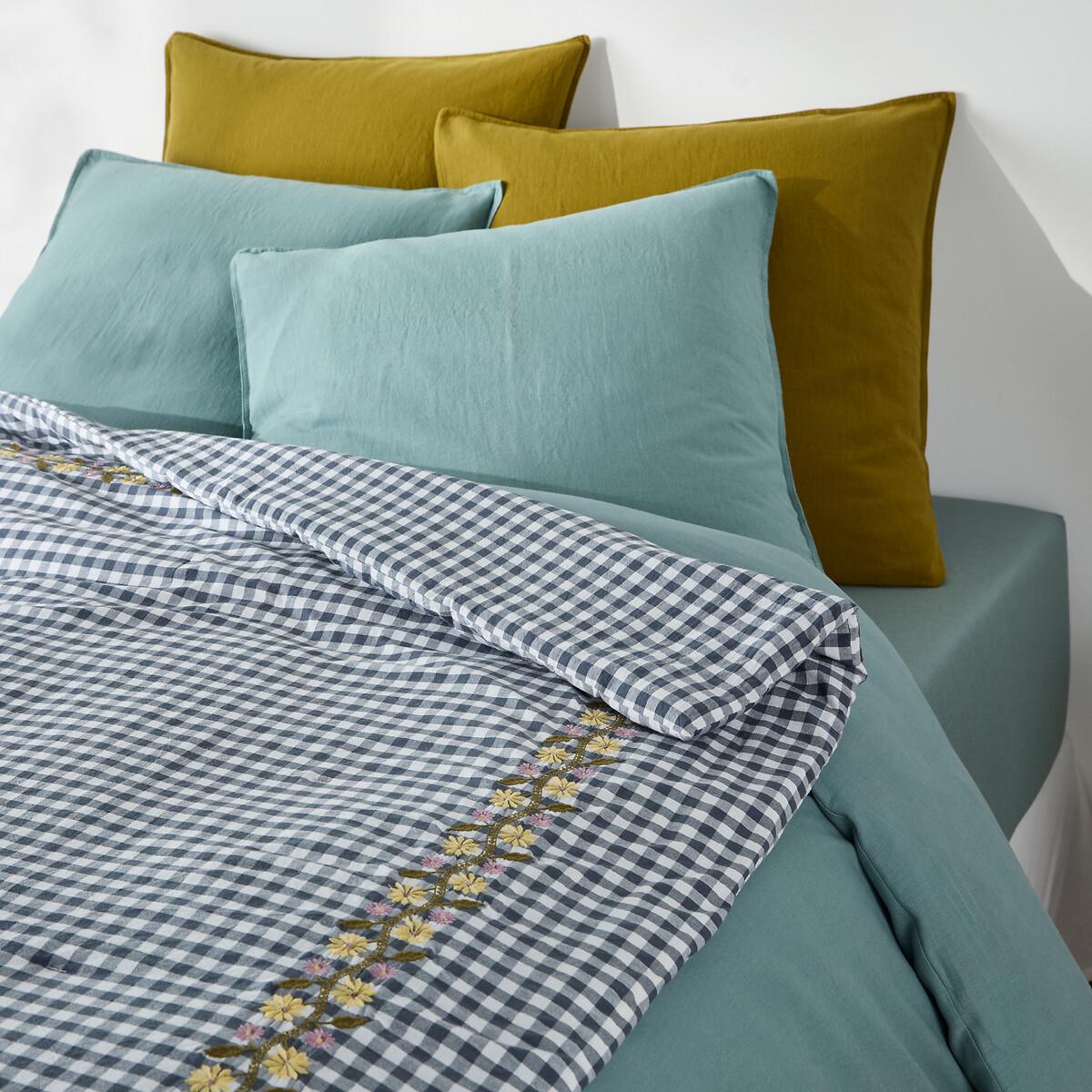 Mirio Quilted Embroidered Gingham Quilt – image 3