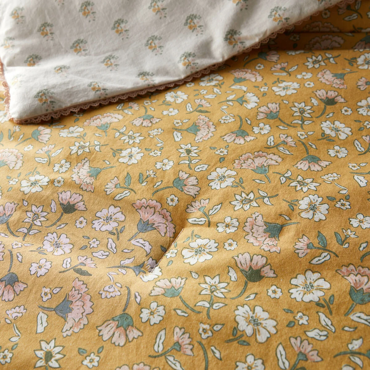 Rosalie Washed Cotton Quilt – image 4