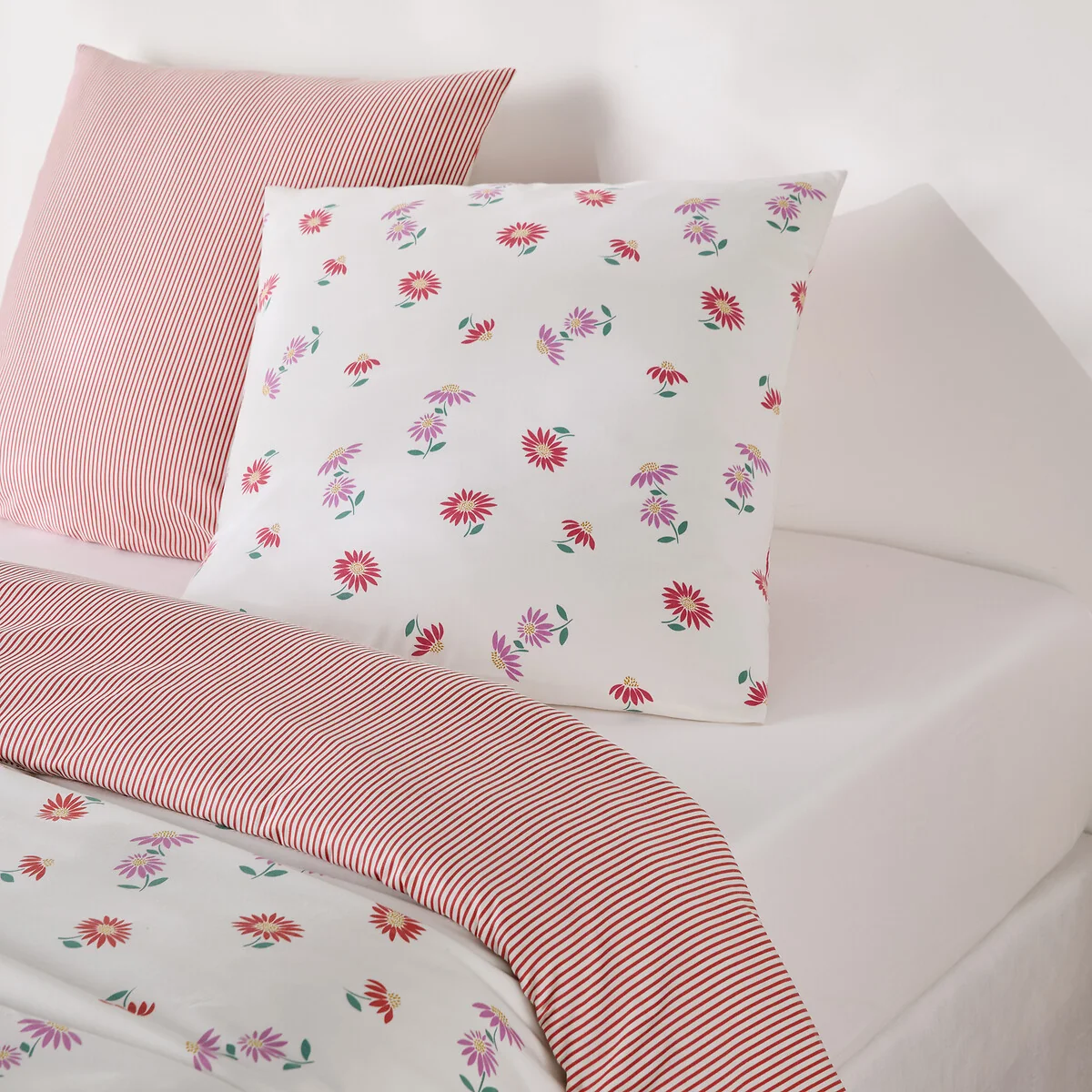 Danya 30% Recycled Cotton Duvet Cover Set with Square Pillowcase – image 2
