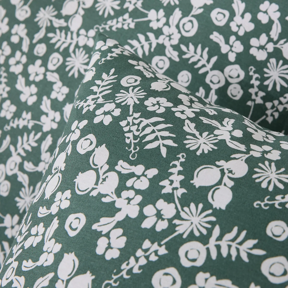 Glynis Cotton Duvet Set with Square Pillowcase – image 4