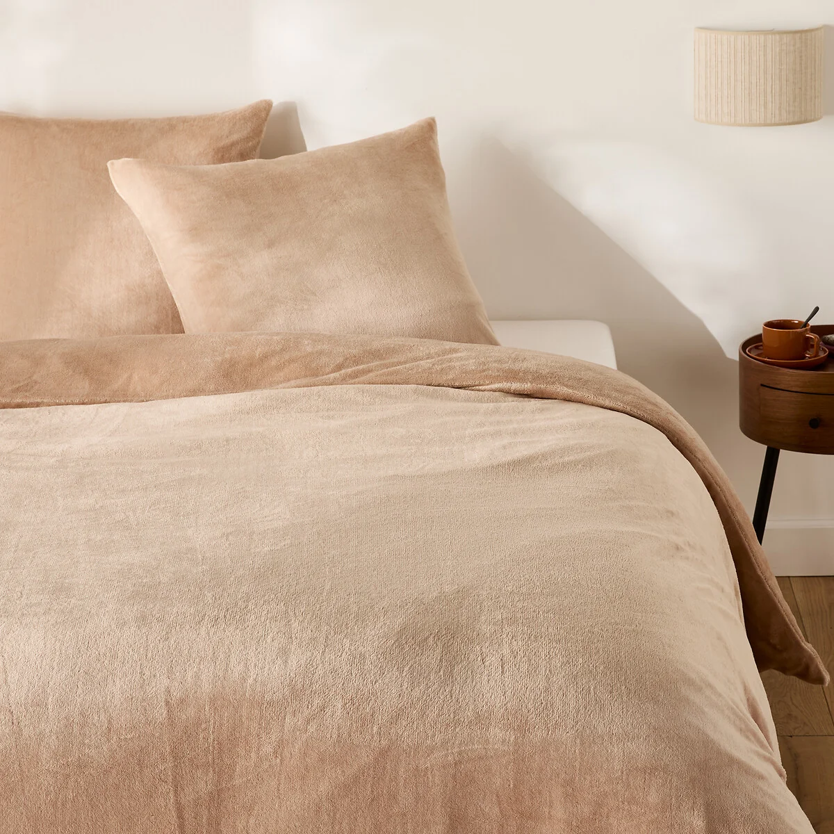 Bed Linen Set with Square Pillowcase with Fleece On Both Sides – image 1