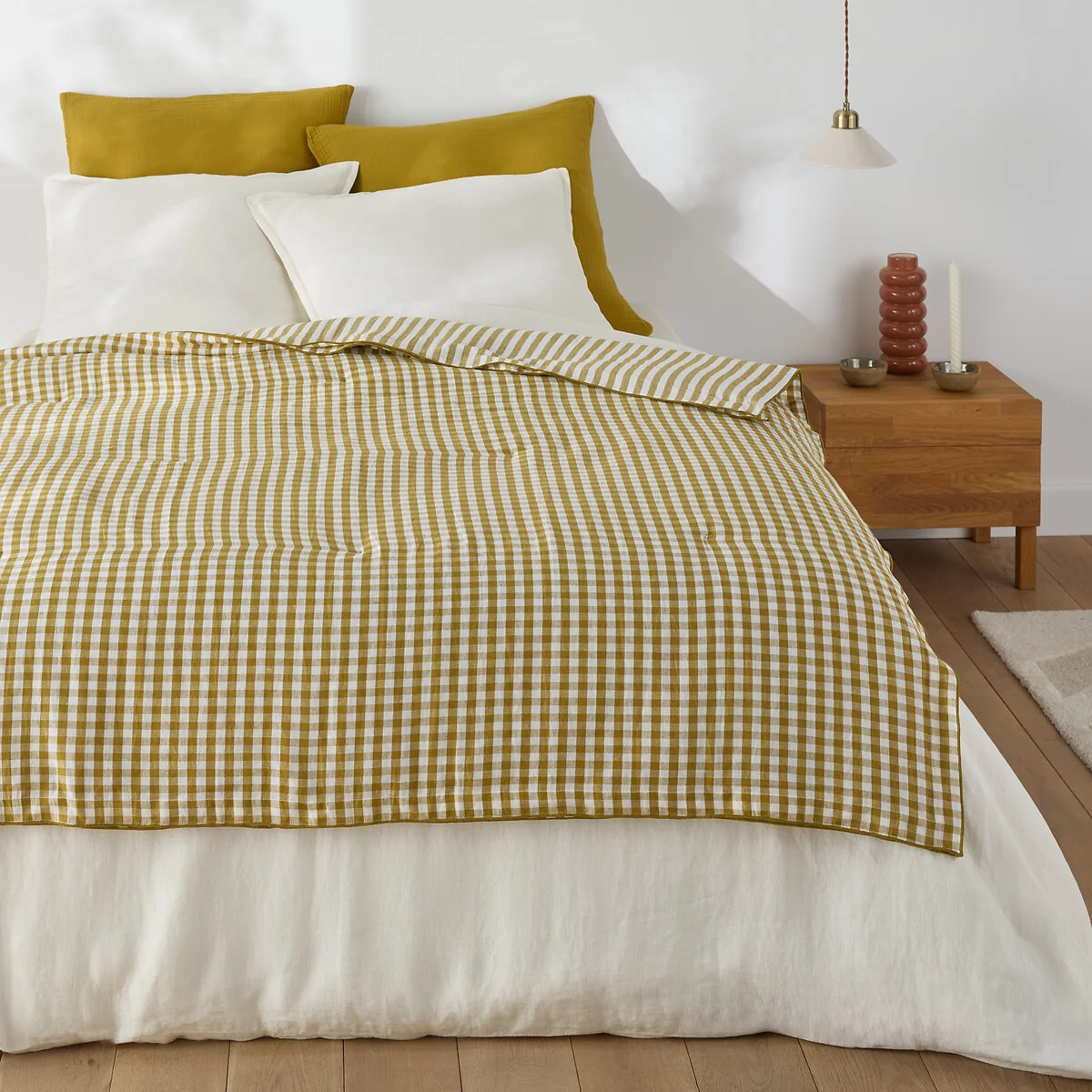 Cottage Quilted Quilt in Woven and Dyed Cotton/Linen – image 1