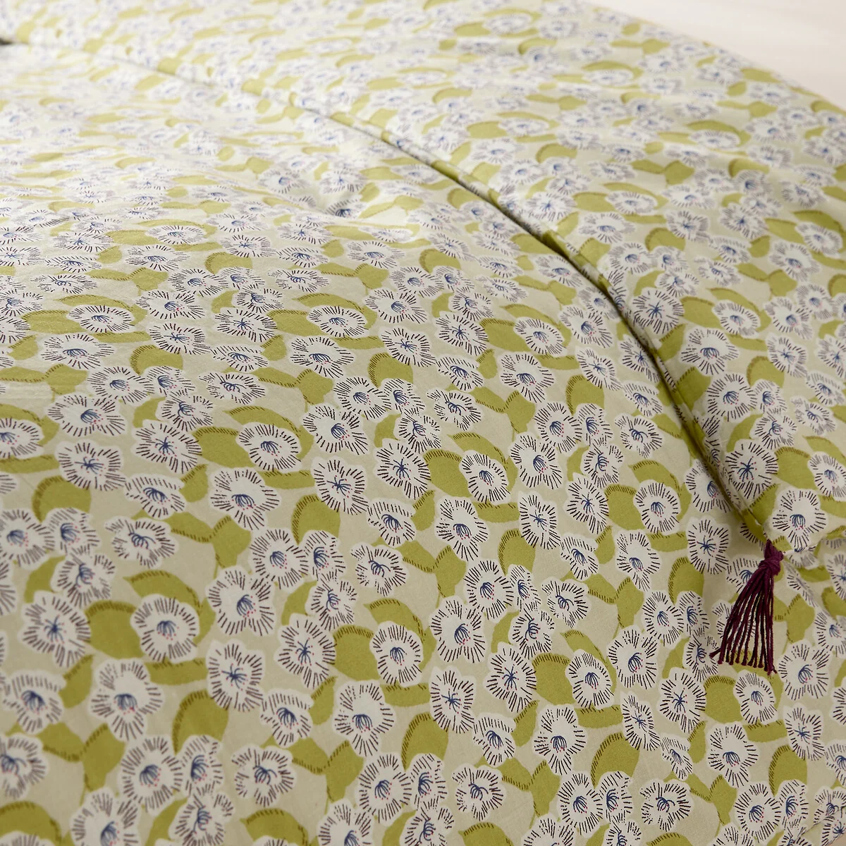 Malko Floral Print Cotton Voile Quilted Quilt – image 4