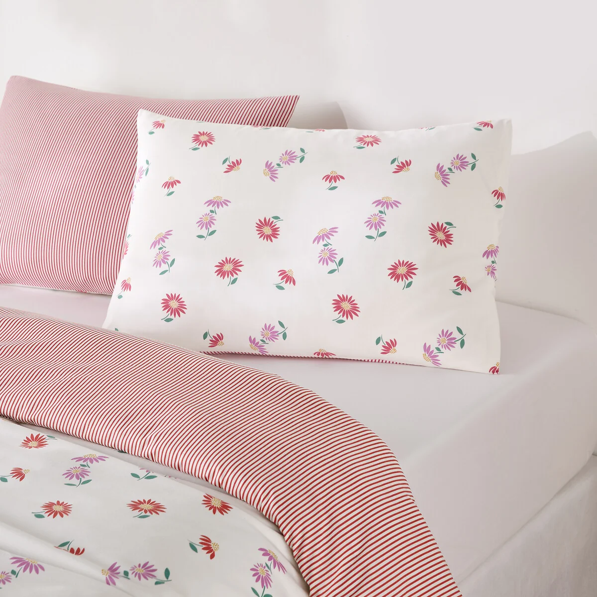 Danya 30% Recycled Cotton Duvet Cover Set with Rectangular Pillowcase – image 2