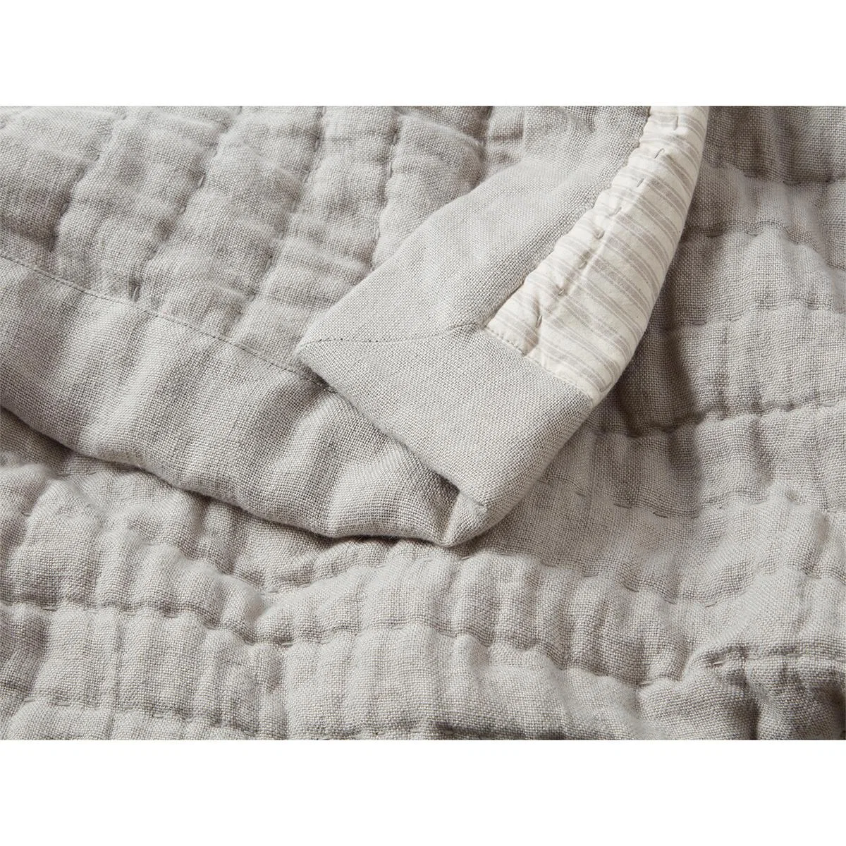 Easy Squish Linen Quilt in Grey – image 2