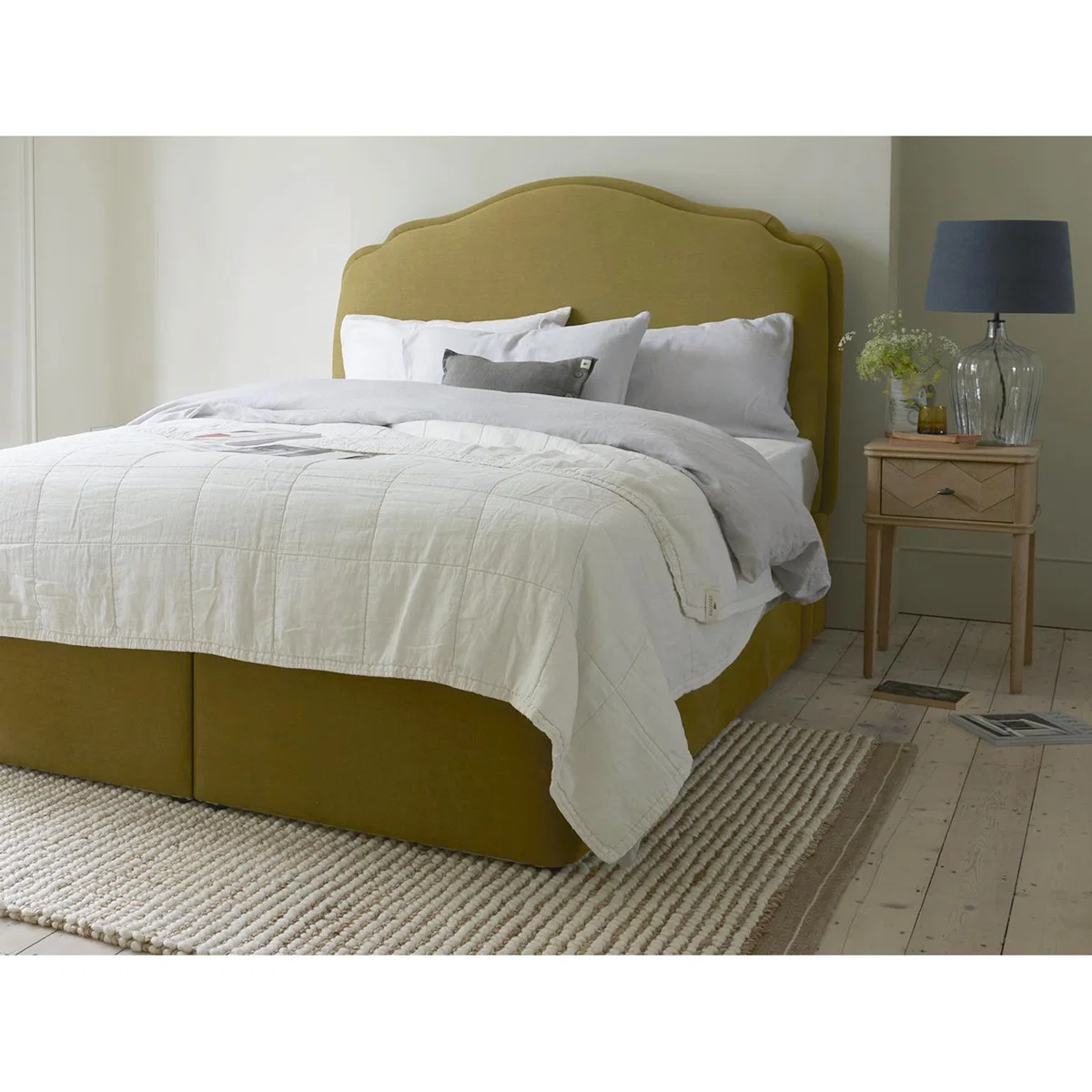 Lazy Quilt in Vintage White – image 2