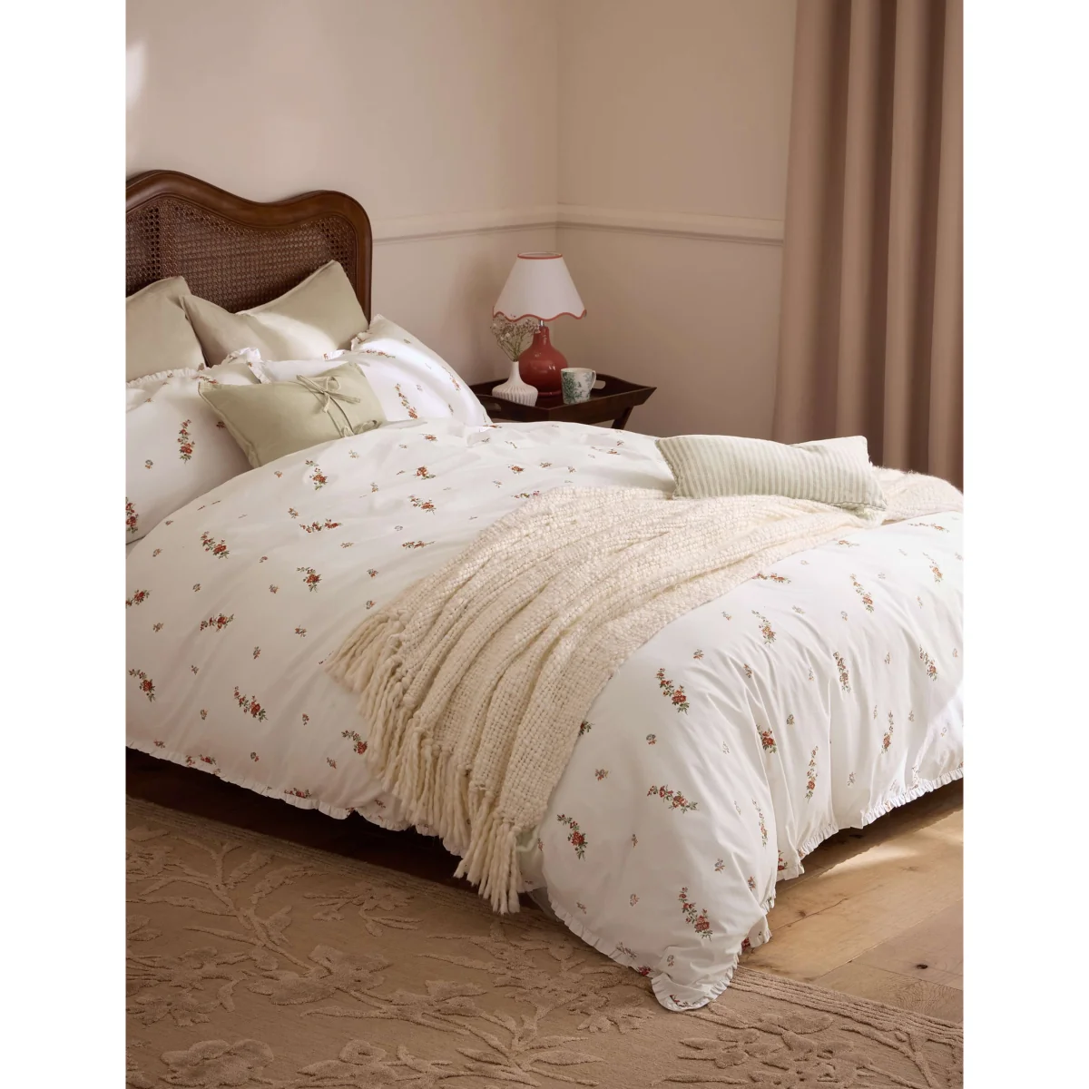 Laura Ashley Pure Cotton Elsie Bouquet Bedding Set Red Mix – image 2