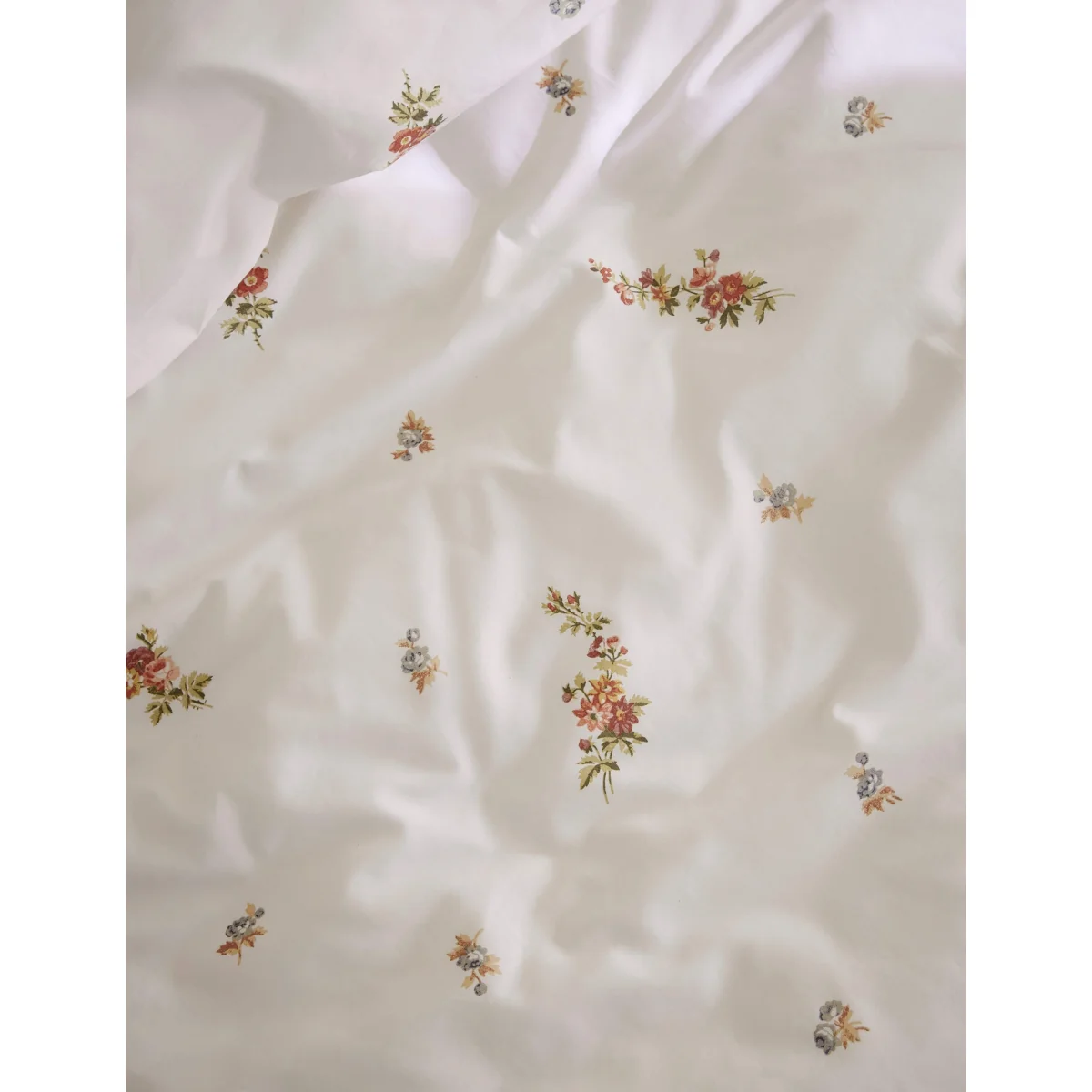 Laura Ashley Pure Cotton Elsie Bouquet Bedding Set Red Mix – image 3